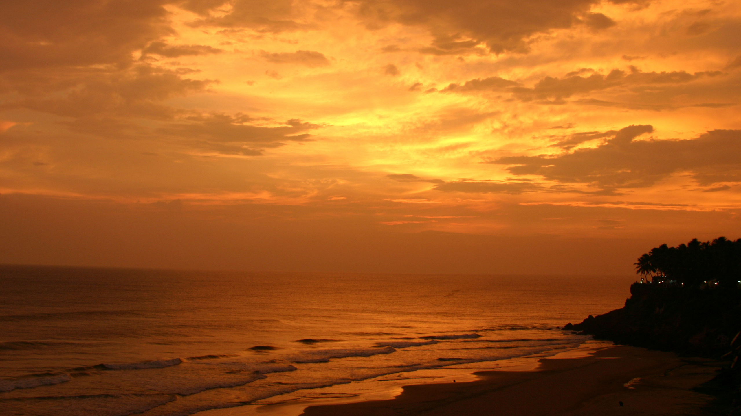 Обои закат, море, послесвечение, горизонт, восход солнца в разрешении 2560x1440