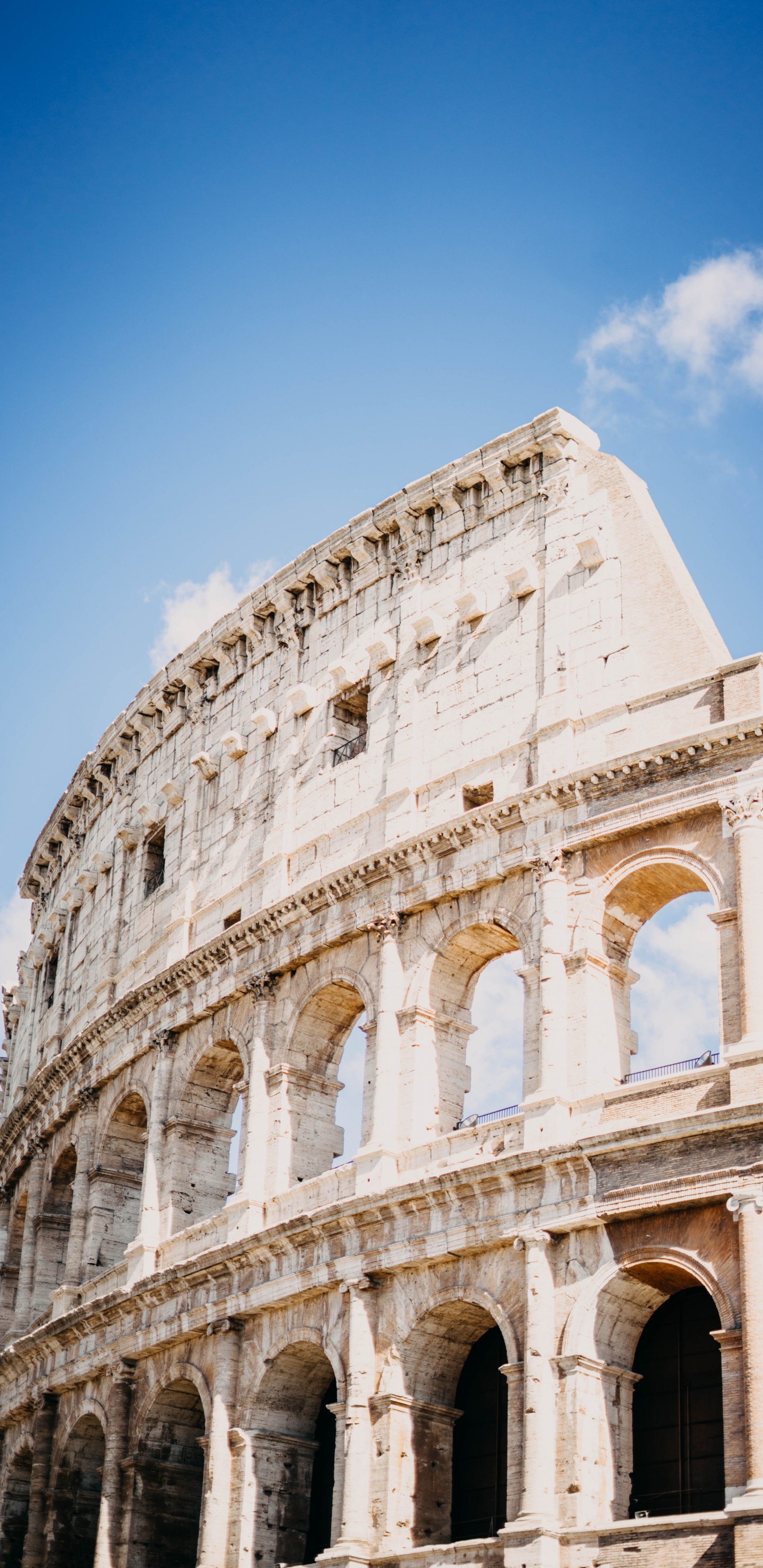 Обои Колизей, Древний римской архитектуры, ориентир, древняя история, архитектура в разрешении 1440x2960