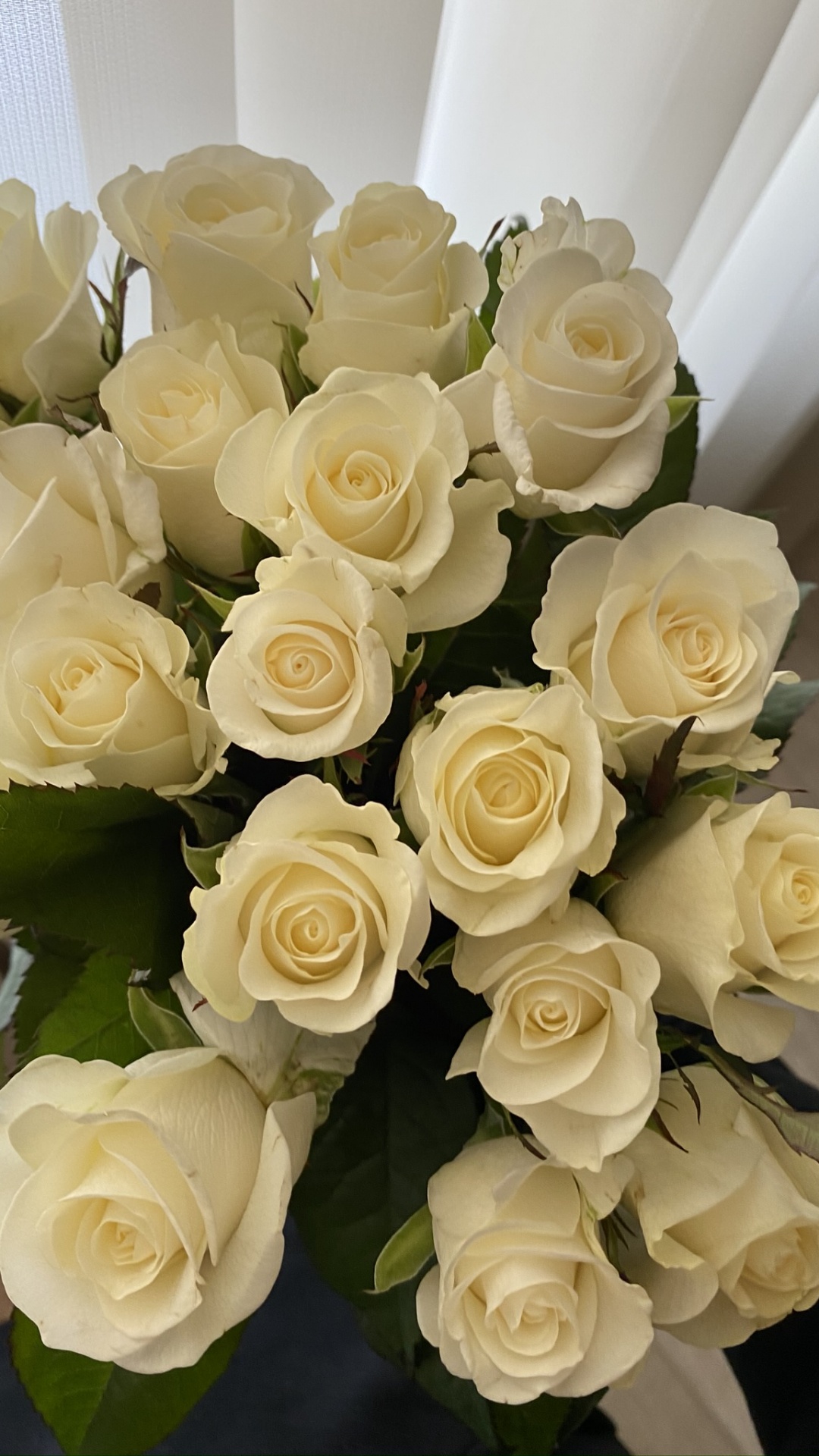 Обои цветочный букет, цветочный дизайн, сад роз, свадьба, срезанные цветы в разрешении 1080x1920