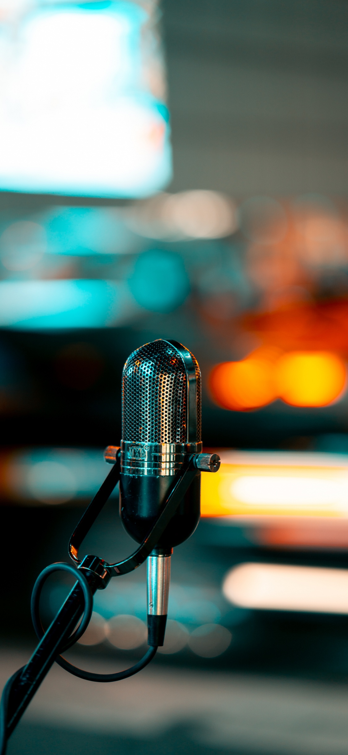 Обои микрофон, студия звукозаписи, синий, звуковое оборудование, зеленый в разрешении 1125x2436