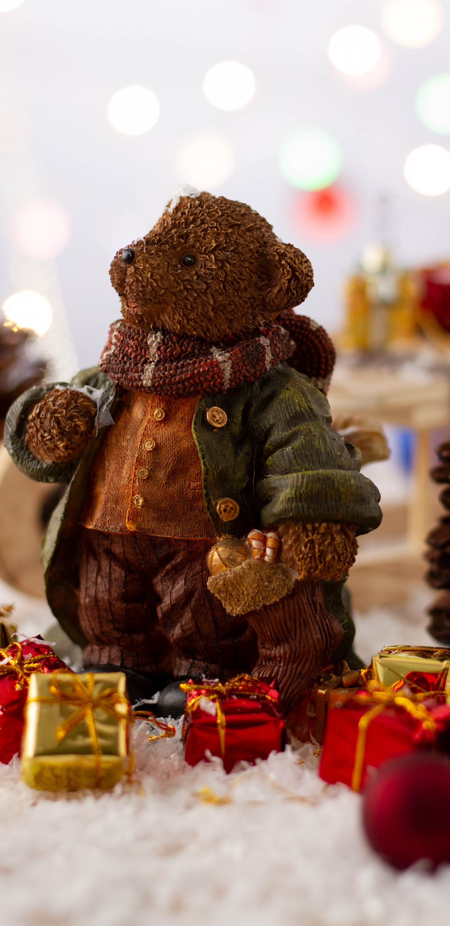 Обои Рождество, дерево, плюшевый мишка, коричневый цвет, КГД в разрешении 1440x2960