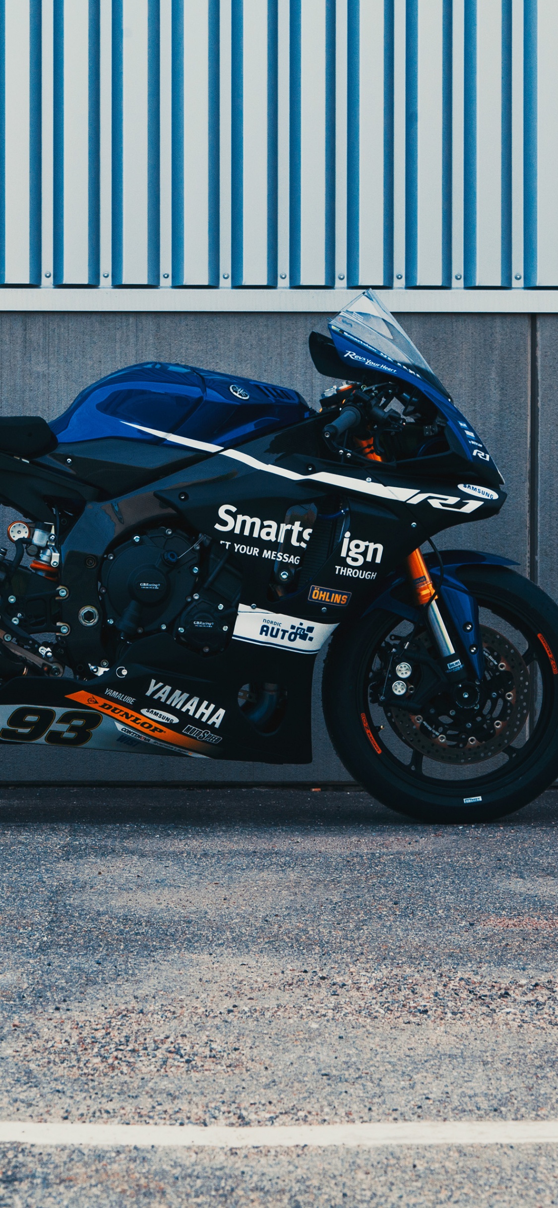 Обои мотоцикл, Ямаха мотор Компани, авто, автомобильных выхлопных, обод в разрешении 1125x2436