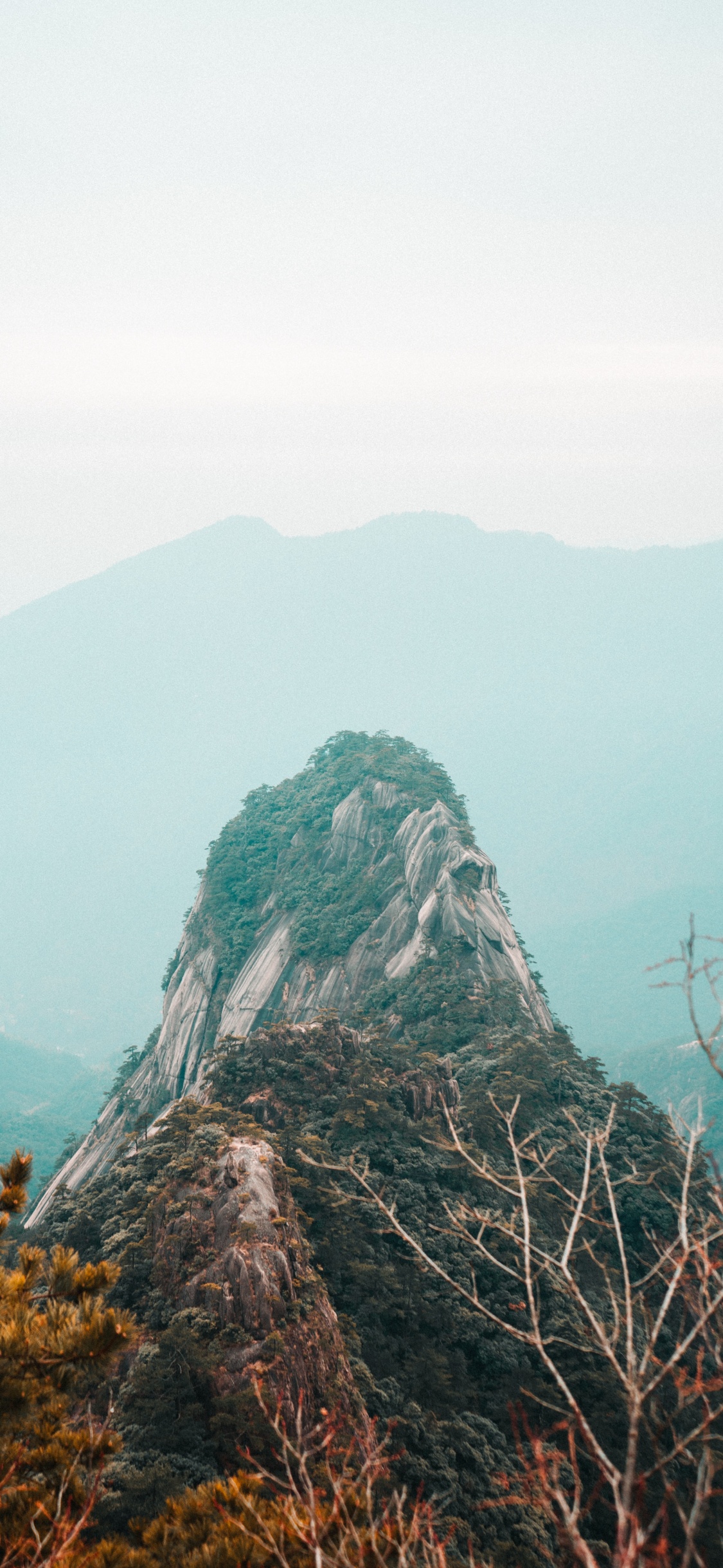 Обои гора, горный хребет, хребет, горный рельеф, горная станция в разрешении 1125x2436