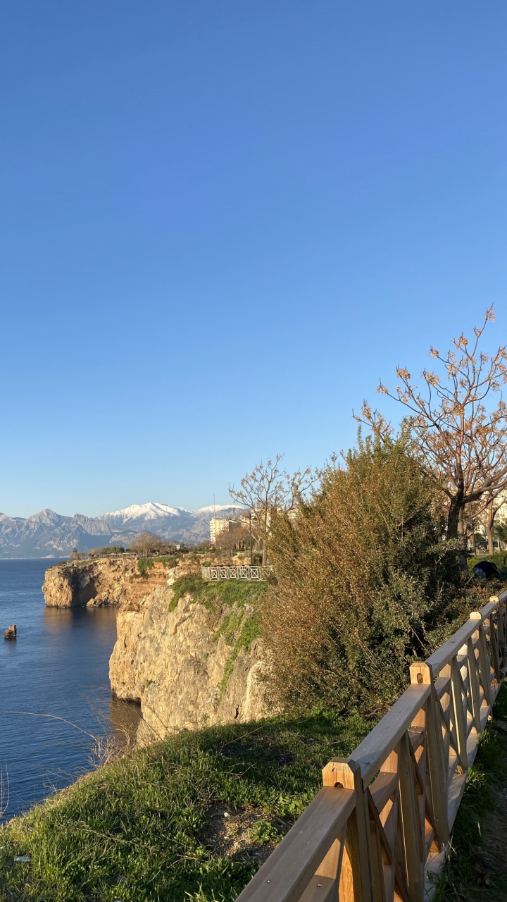 Обои Элунда, вода, растение, природный ландшафт, гора в разрешении 720x1280