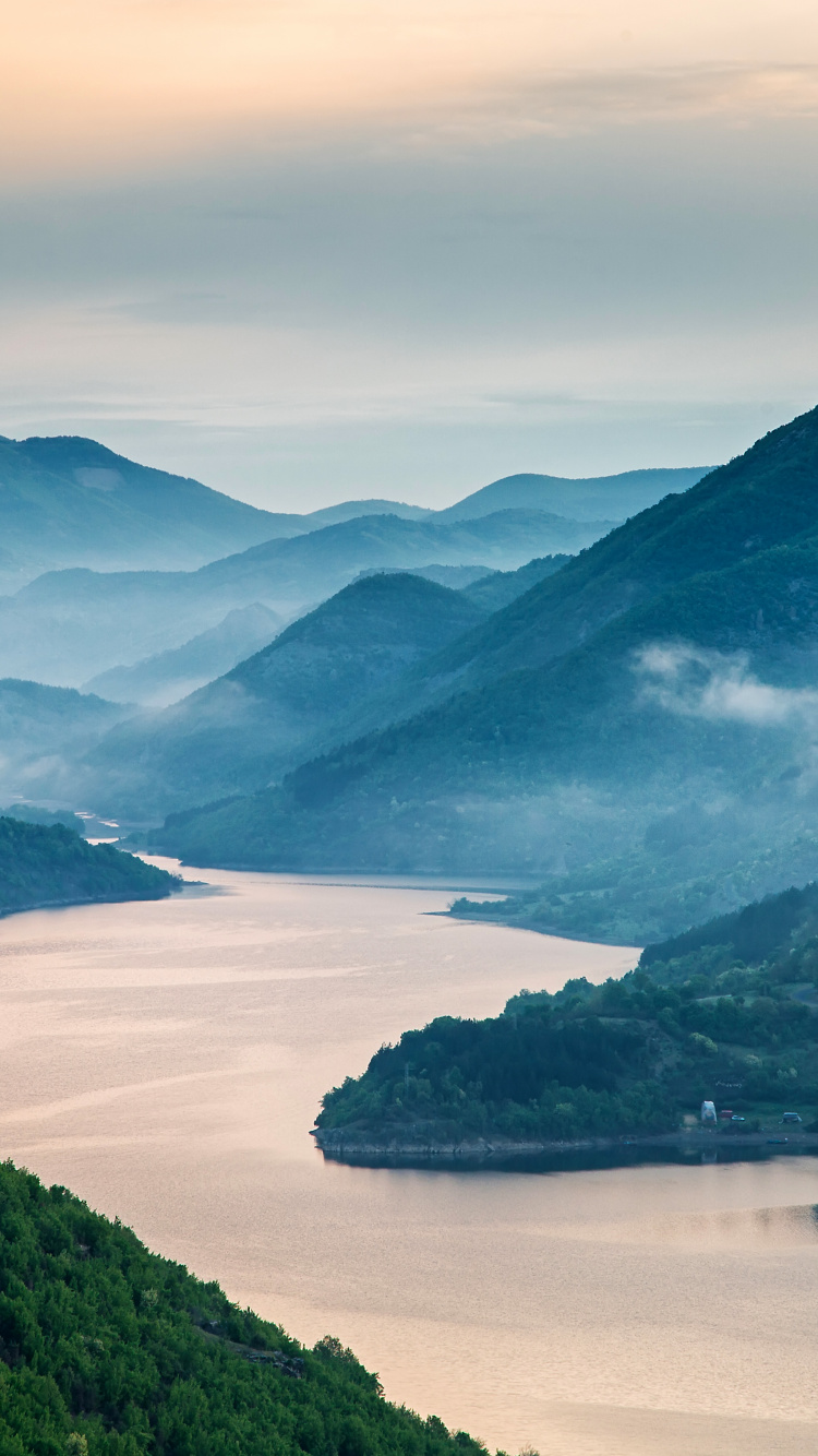 Обои река болгария, карджалинское водохранилище, реки, гора, пейзаж в разрешении 750x1334