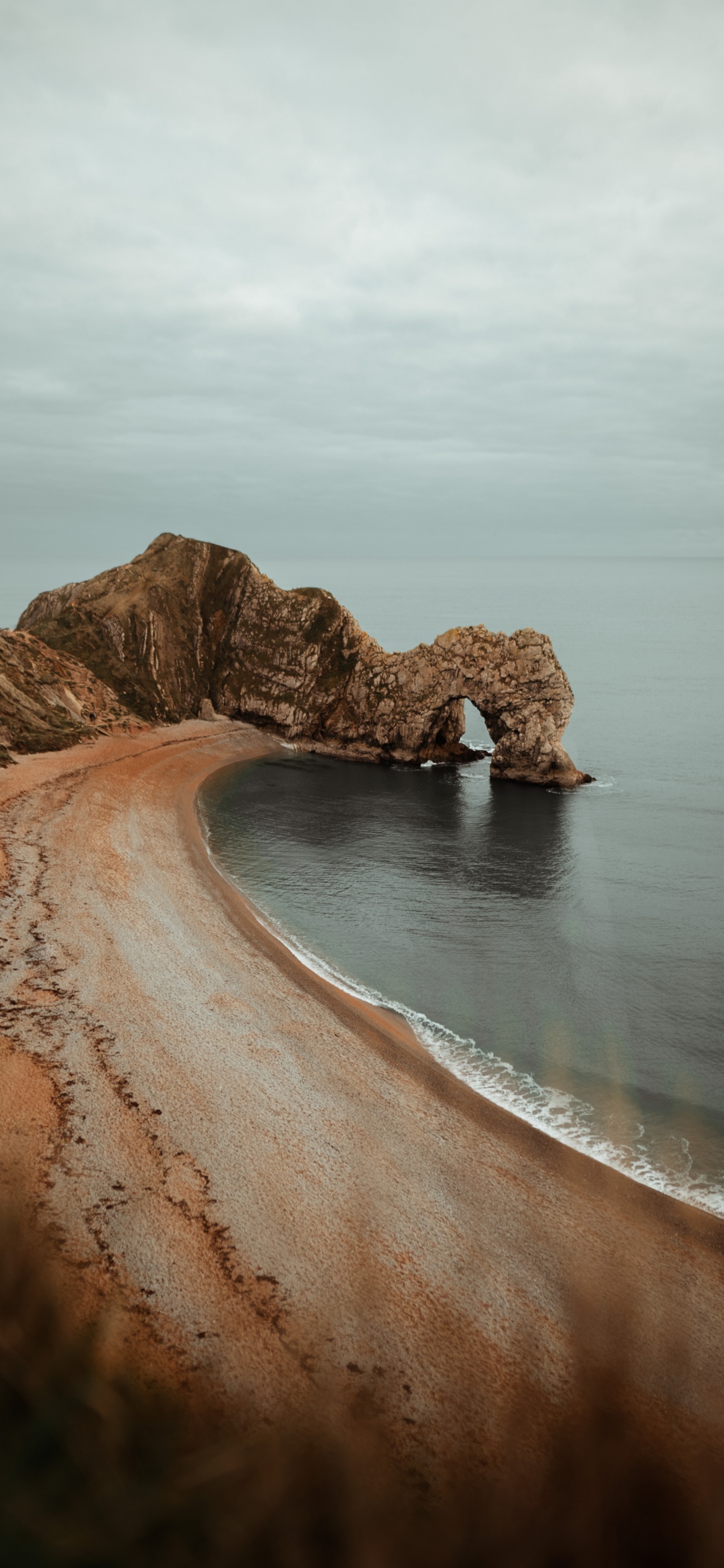 Обои море, побережье, обрыв, природный ландшафт, волна в разрешении 1242x2688