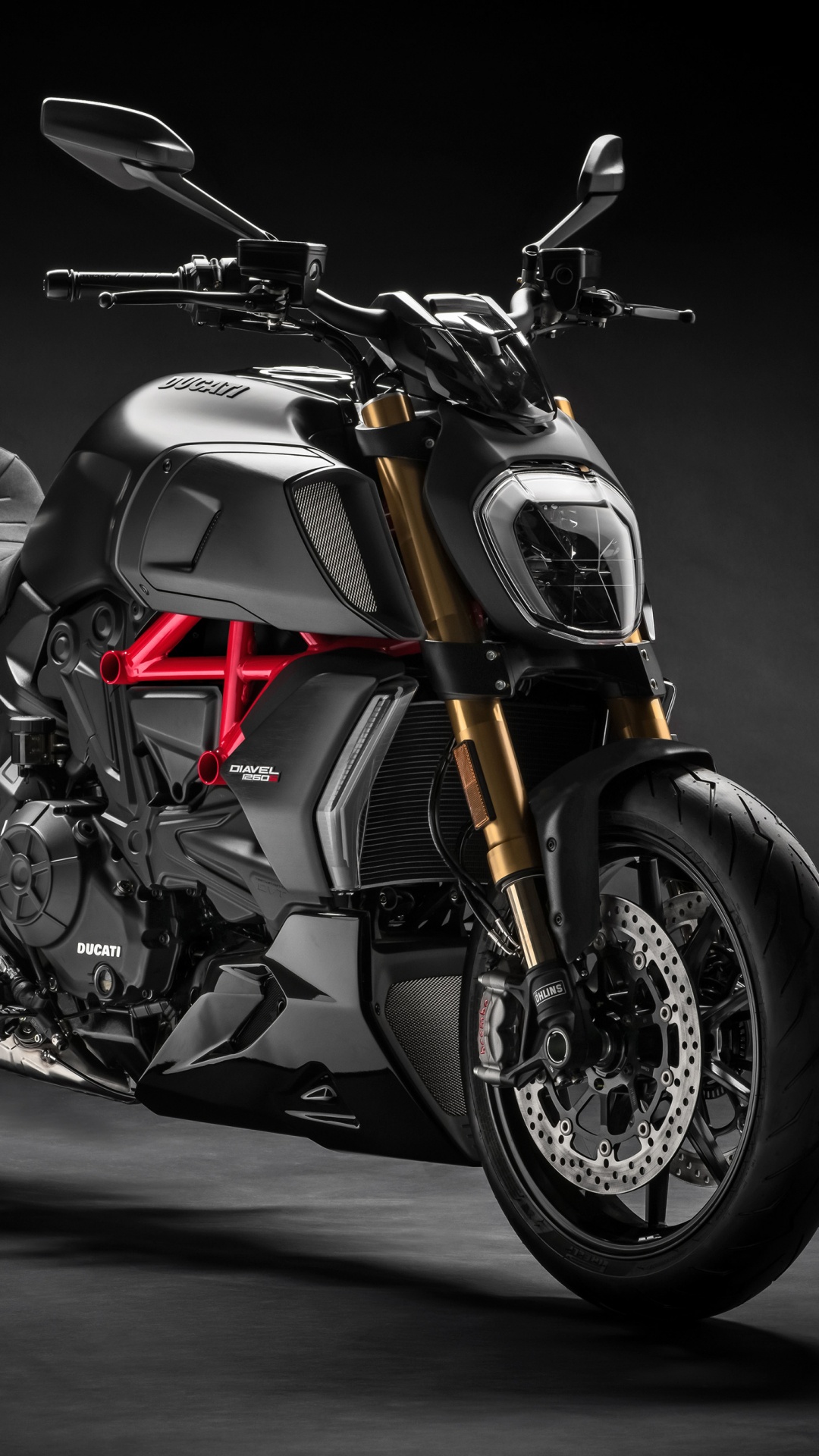 Обои Дукати Diavel в 1260 с, ducati, мотоцикл, крейсер, фара в разрешении 1080x1920