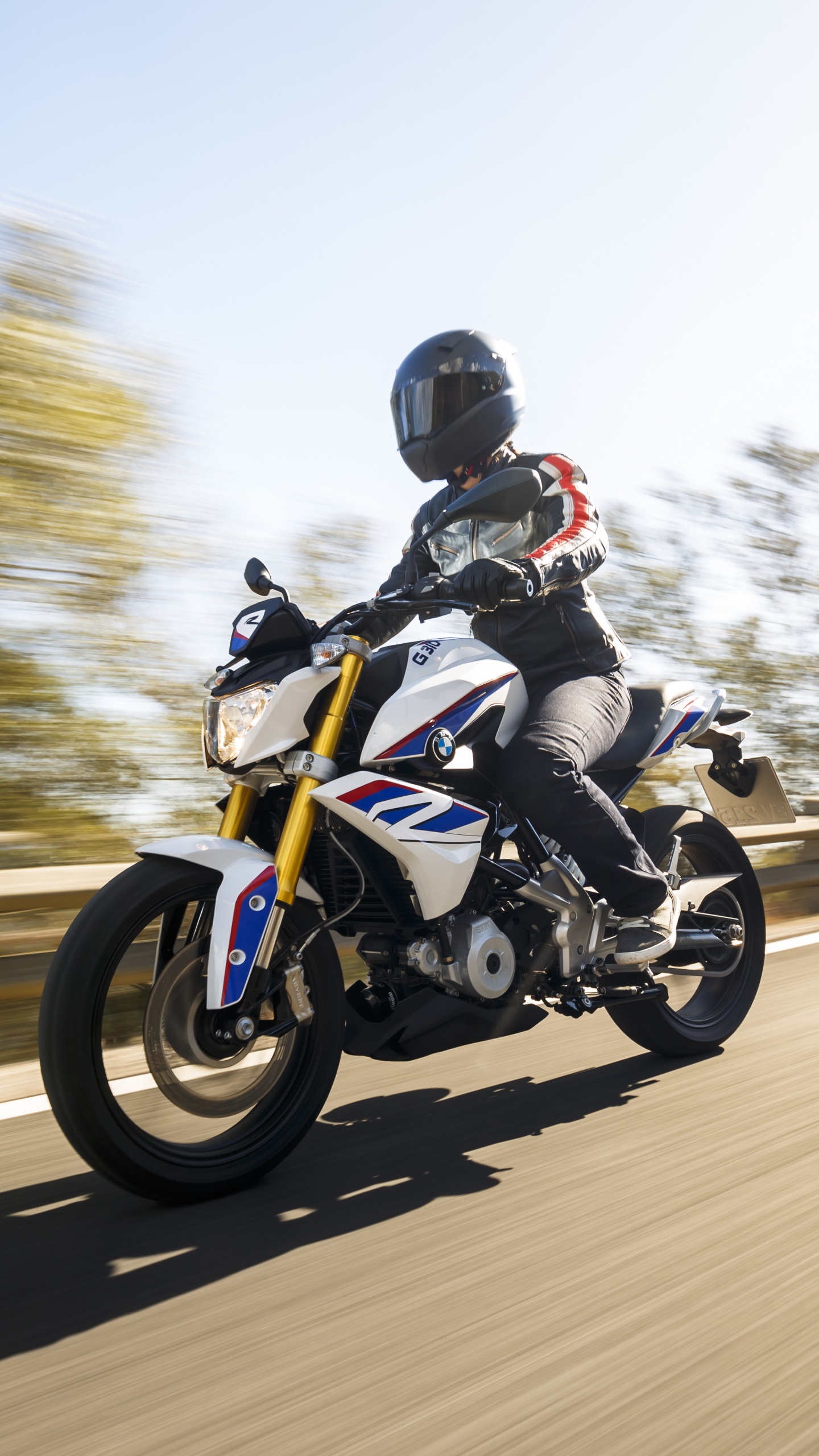 Обои БМВ G310R, Байерише Моторен Верке АГ, мотоцикл, Мотор компании ТВС, мотоспорт в разрешении 1440x2560