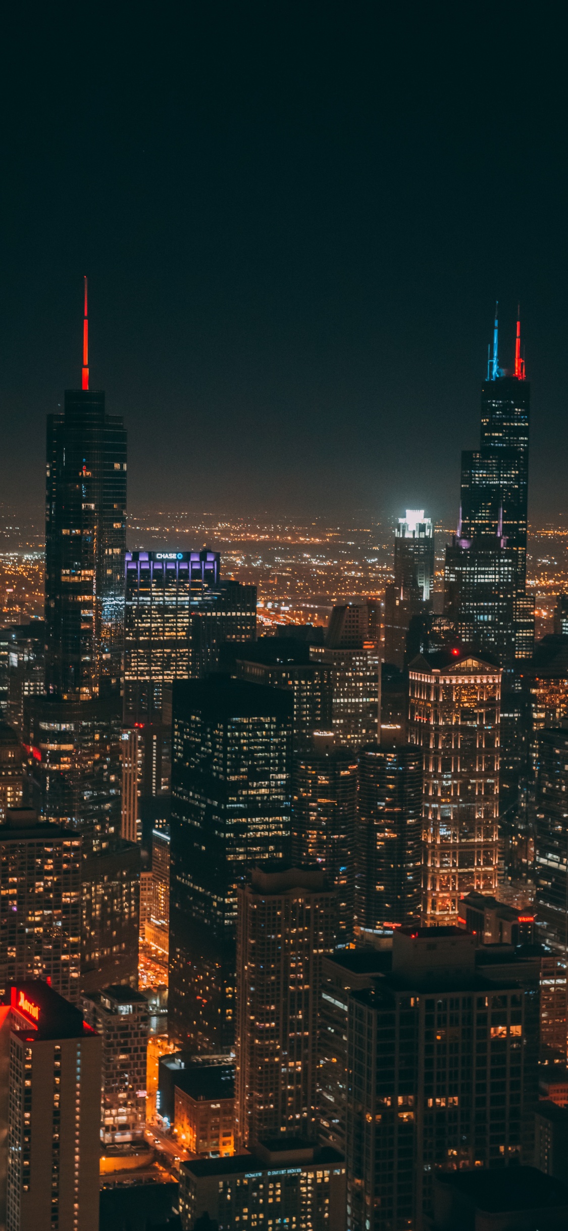 Обои ночь, метрополия, линия горизонта, городской район, город в разрешении 1125x2436