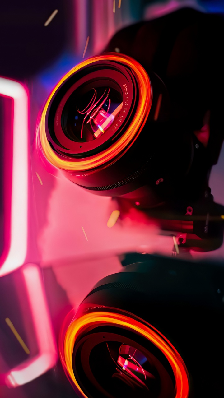 Обои мотоцикл, легковые автомобили, автомобильное освещение, автомобильные шины, капюшон в разрешении 720x1280