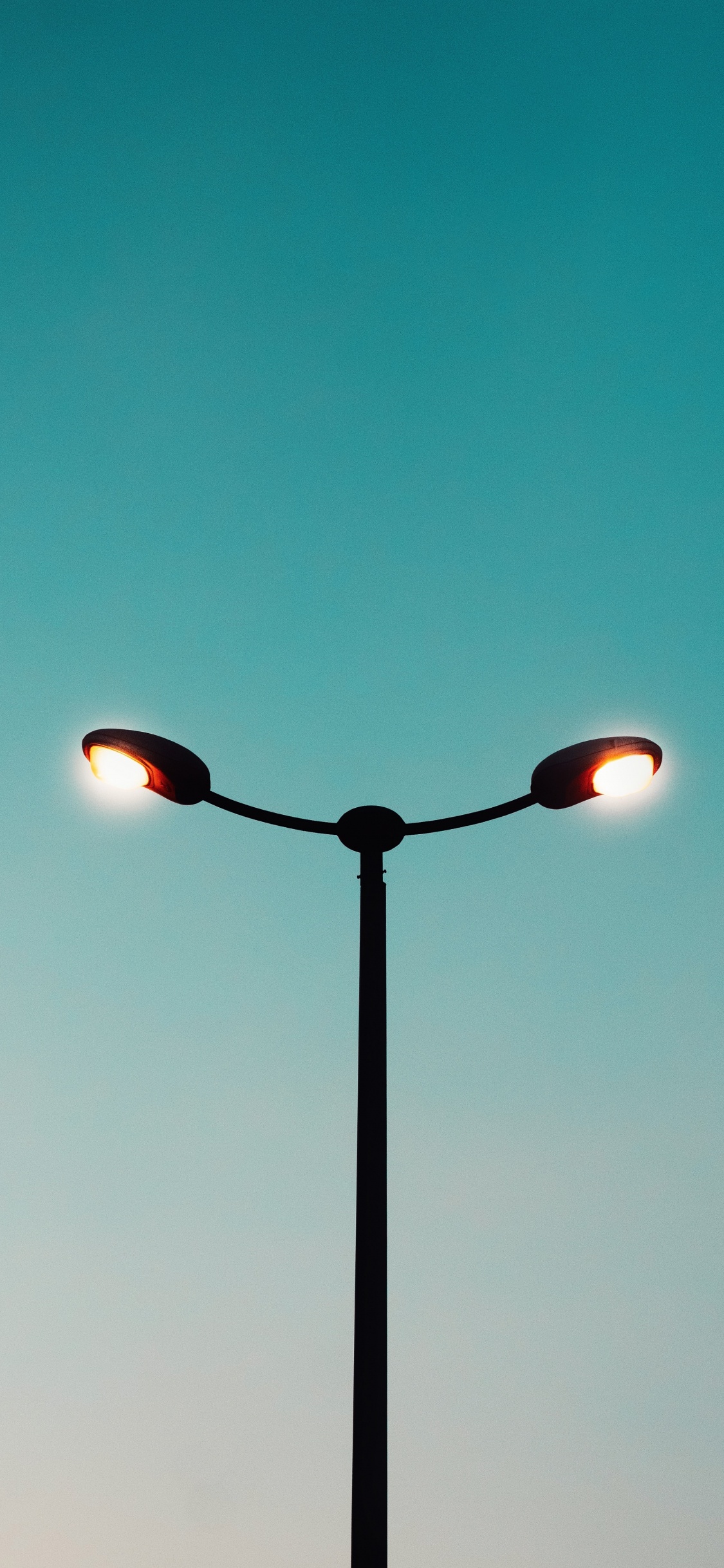 Обои уличный фонарь, освещение, свет, осветительная арматура, Лампа в разрешении 1125x2436