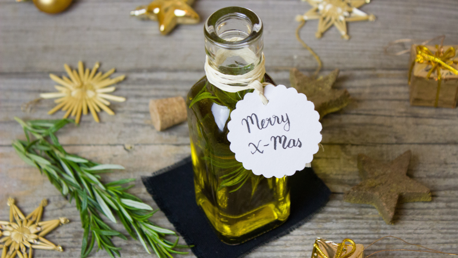 Обои оливковое масло, розмарин, оливка, нефть, специя в разрешении 1920x1080