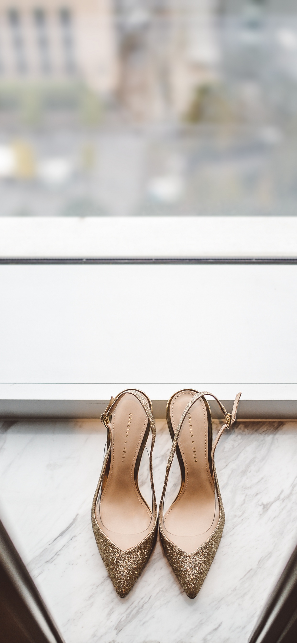 Обои Туфли на высоком каблуке, обувь, свадебные туфли, башмак, Шанхай Вилла Южные Ворота в разрешении 1242x2688