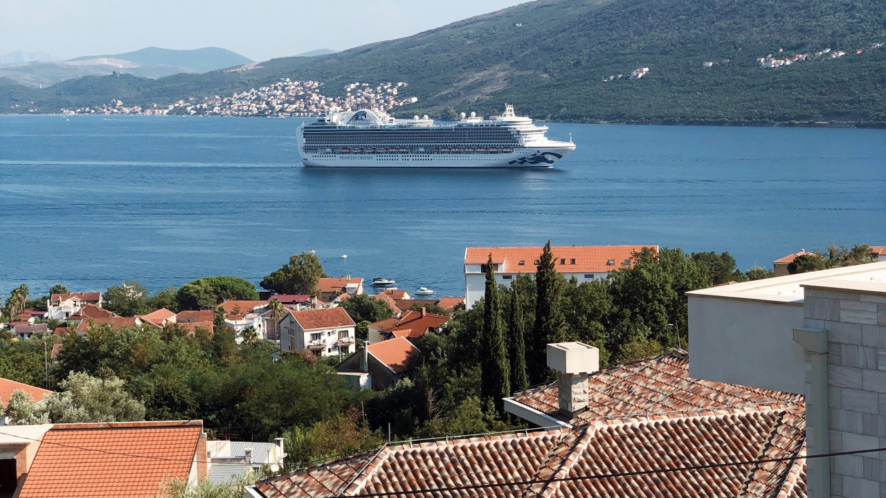 Обои море, недвижимость, вода, судно, лодка в разрешении 1280x720