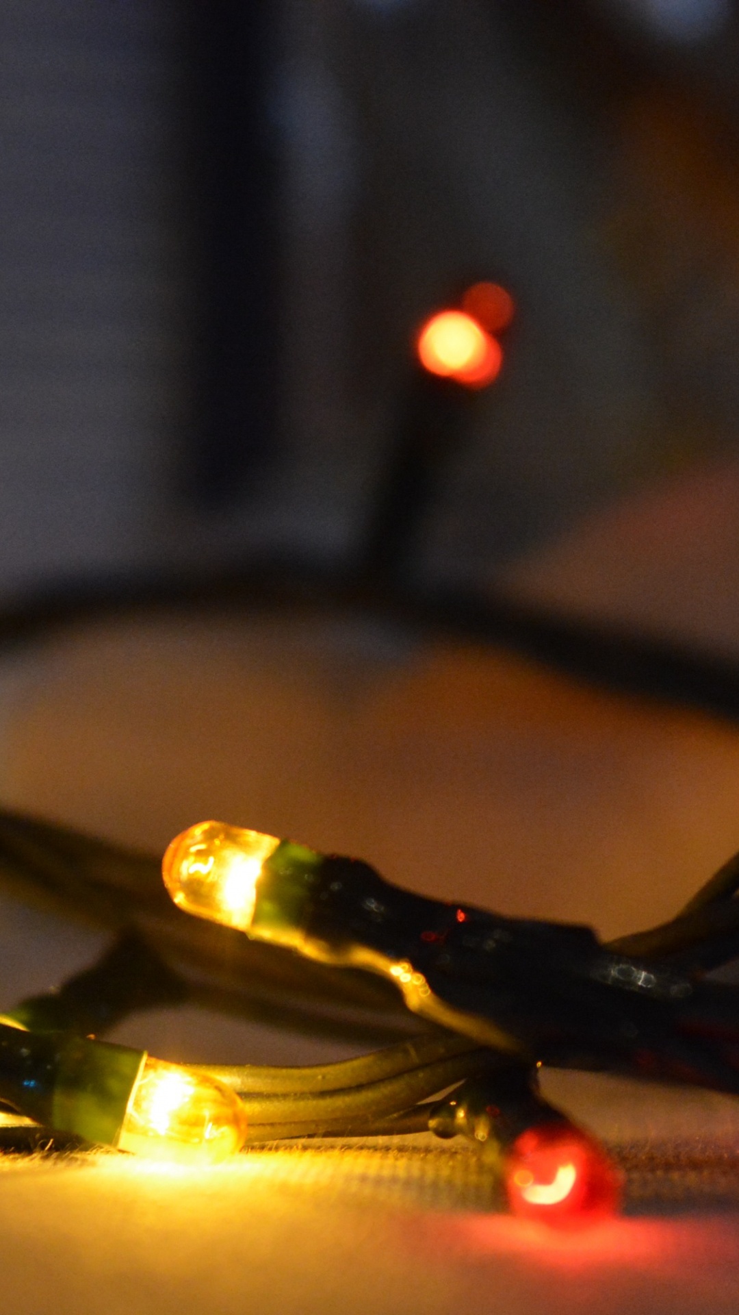 Обои свет, Рождественский день, Новый год, освещение, рассказ в разрешении 1080x1920