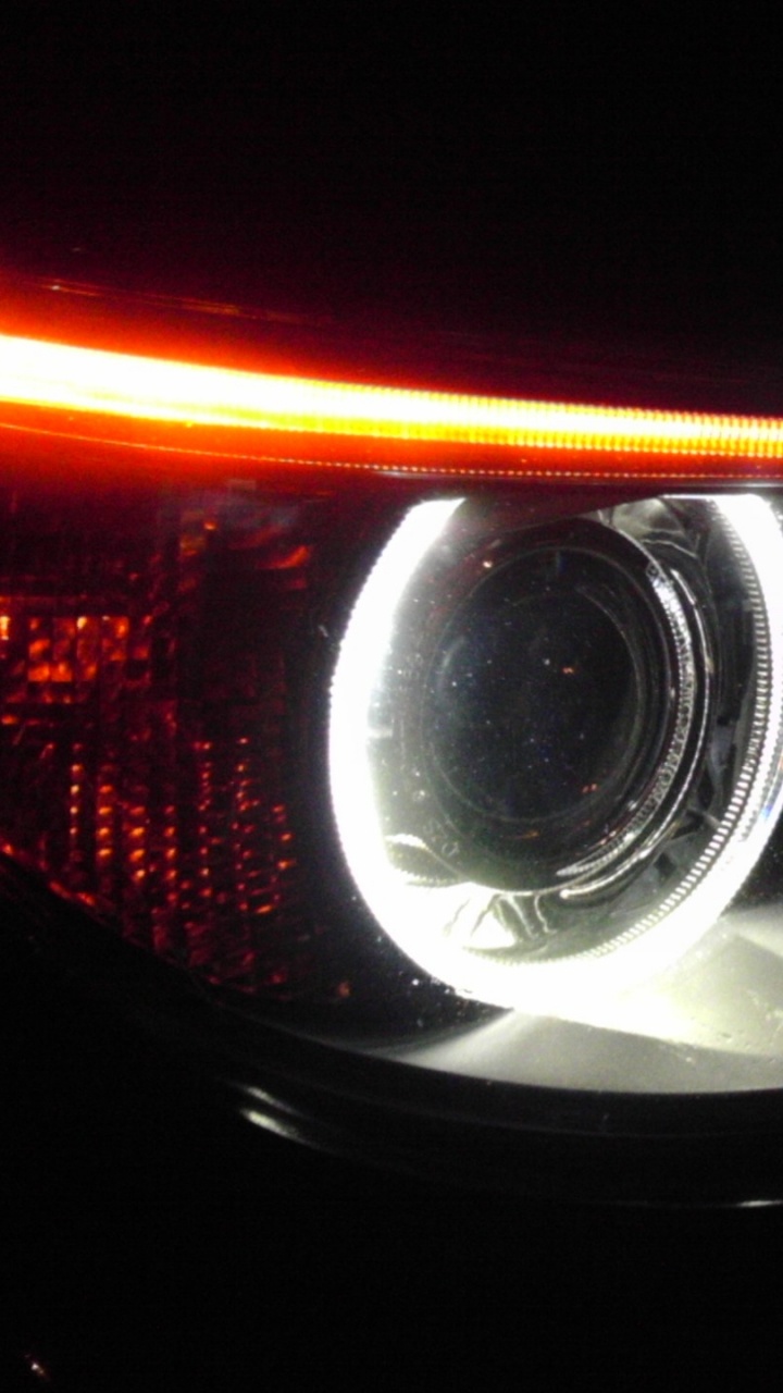 Обои фара, авто, бампер, автомобильное освещение, свет в разрешении 720x1280