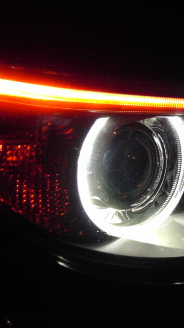 Обои фара, авто, бампер, автомобильное освещение, свет в разрешении 750x1334