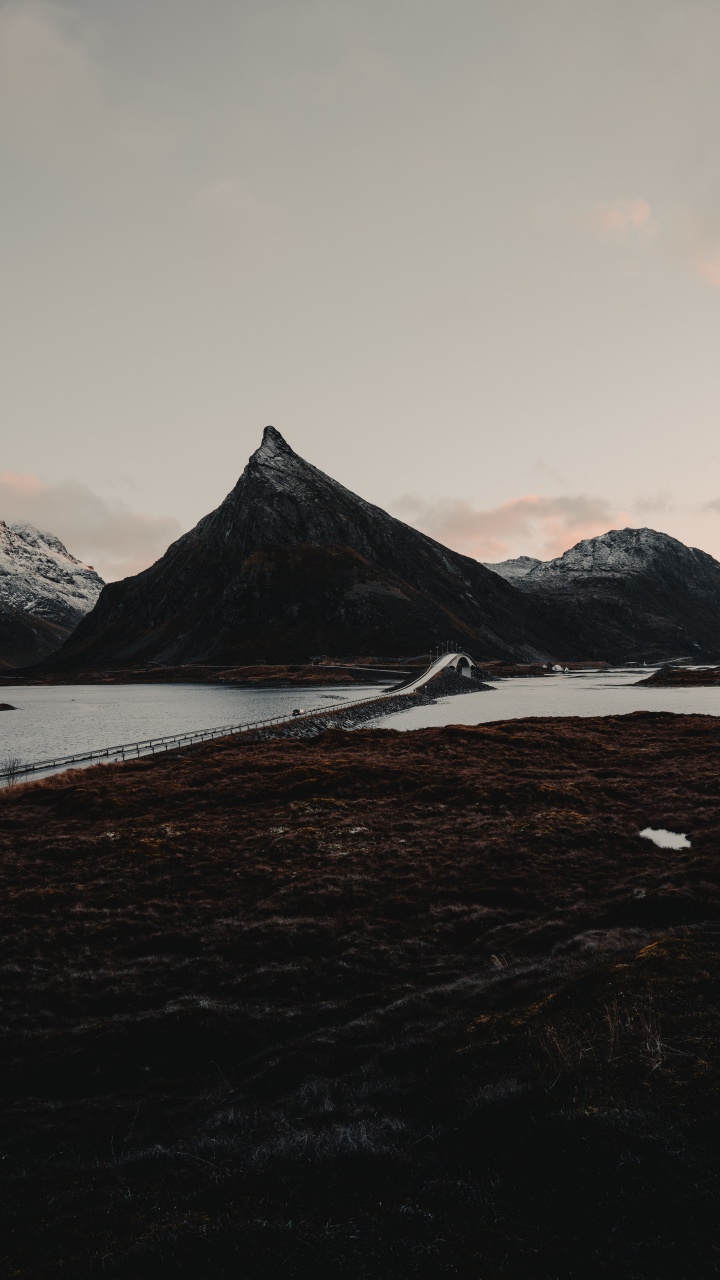 Обои небо, закат, гора, ледяная форма, фьорд в разрешении 720x1280