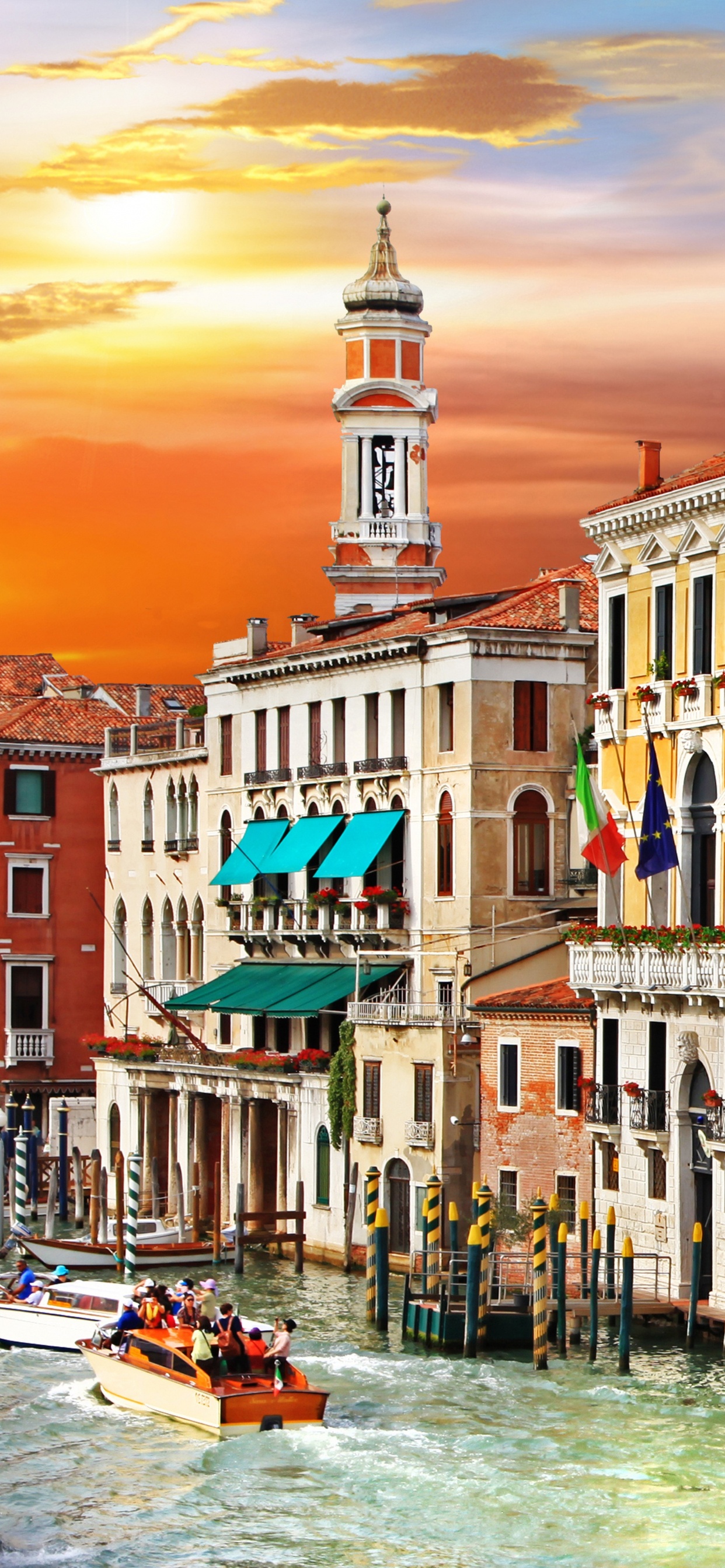 Обои Гранд-канал, водный путь, канал, город, городок в разрешении 1242x2688