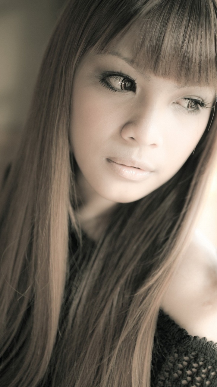 Обои красота, прическа, длинные волосы, девочка, леди в разрешении 720x1280