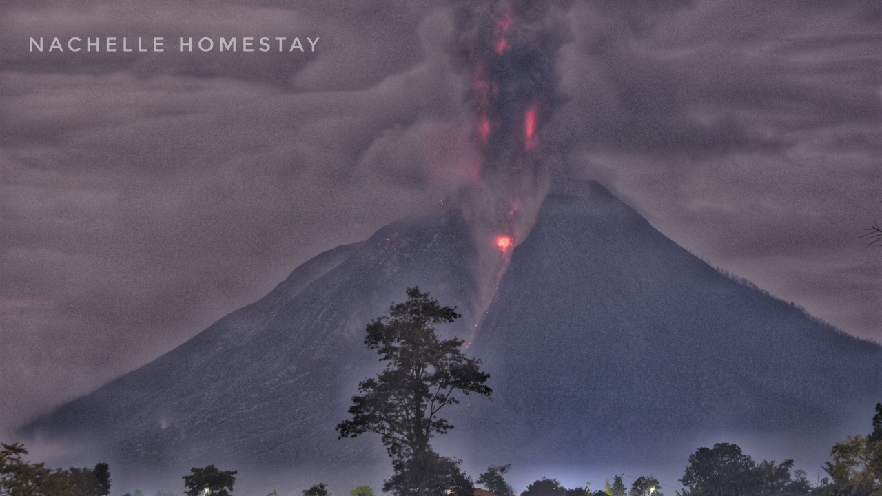 Обои вулкан, вулканического рельефа, дерево, атмосфера, облако в разрешении 1280x720