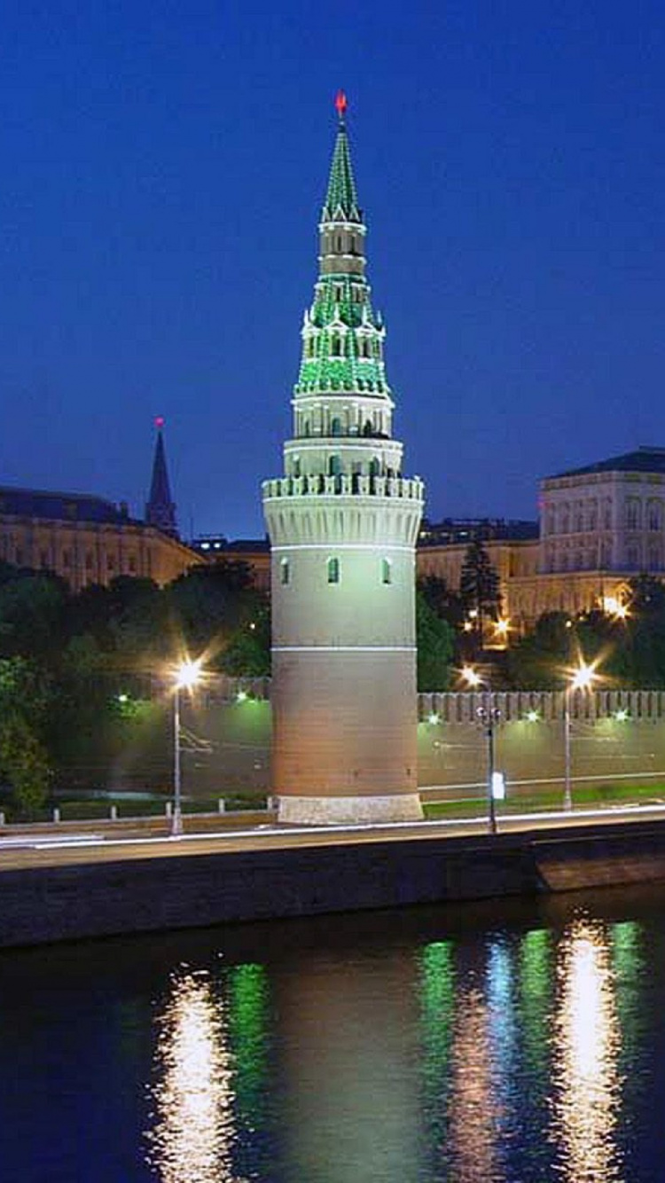 Обои ночь, ориентир, отражение, город, городской пейзаж в разрешении 750x1334