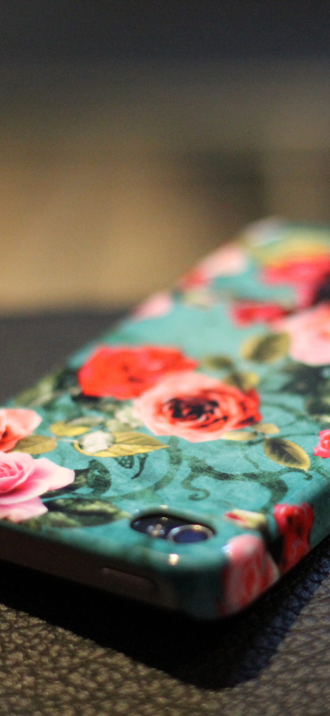 Обои apple, технологии, электронное устройство, растение, цветок в разрешении 1125x2436