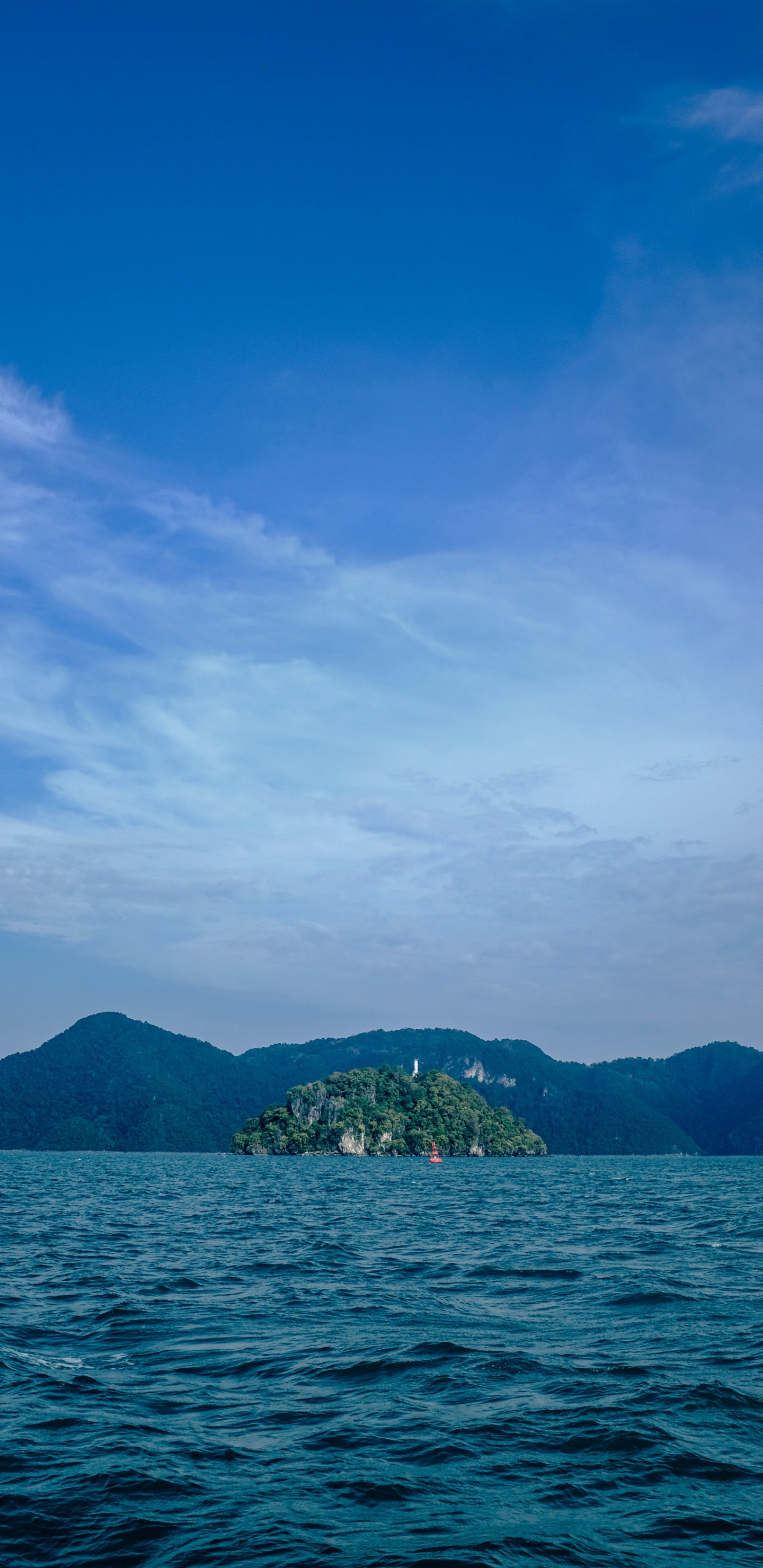 Обои синий, облако, дневное время, поход, синий цвет в разрешении 1440x2960