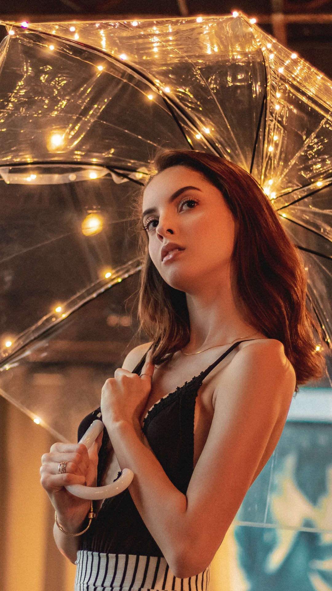 Обои зонтик, красота, фэшн, модель, модный аксессуар в разрешении 1080x1920