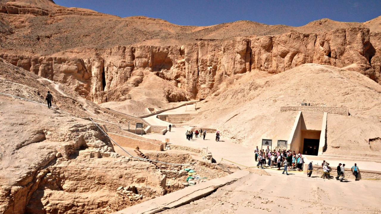 Обои Долина, Вади, горный рельеф, бесплодные земли, формирование в разрешении 1280x720