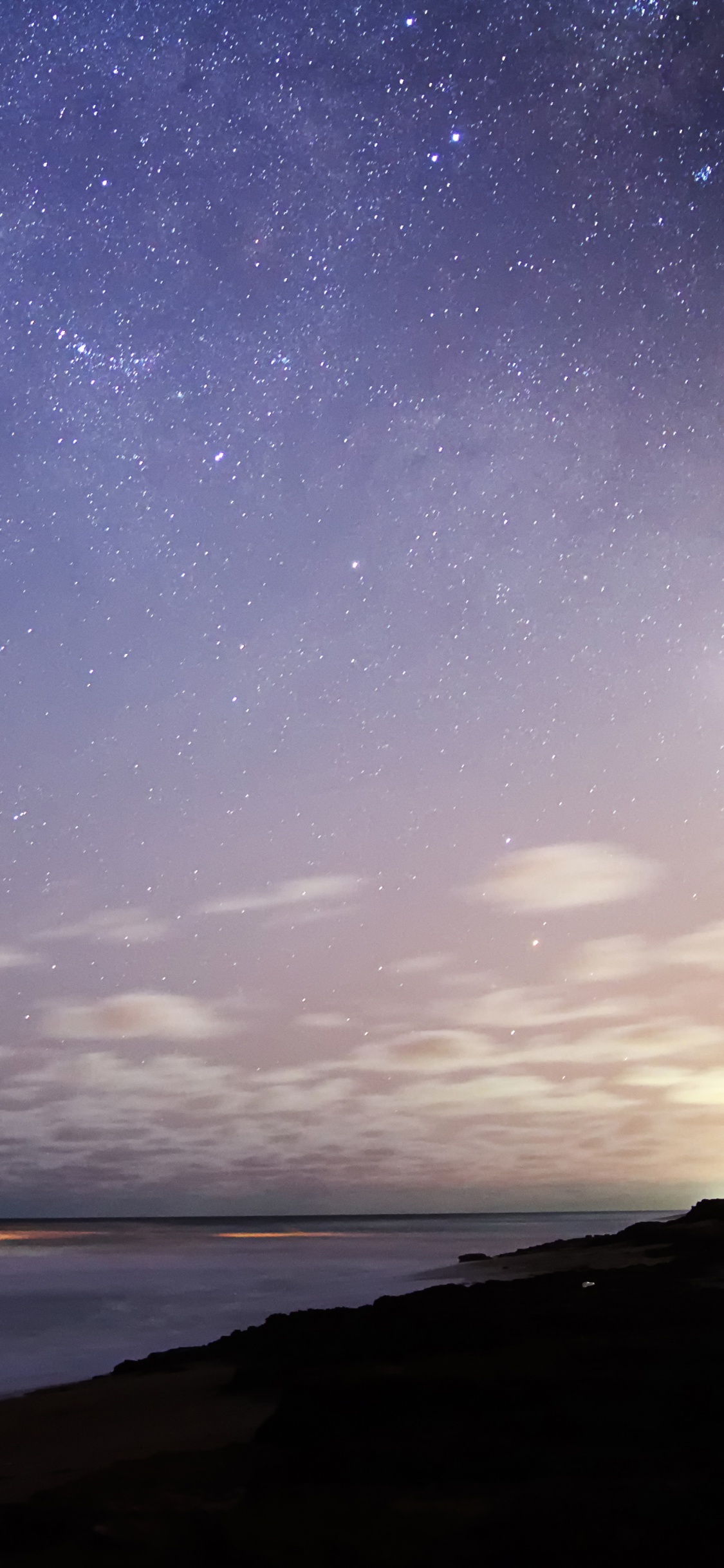 Обои горизонт, ночь, атмосфера, рассвет, вода в разрешении 1125x2436