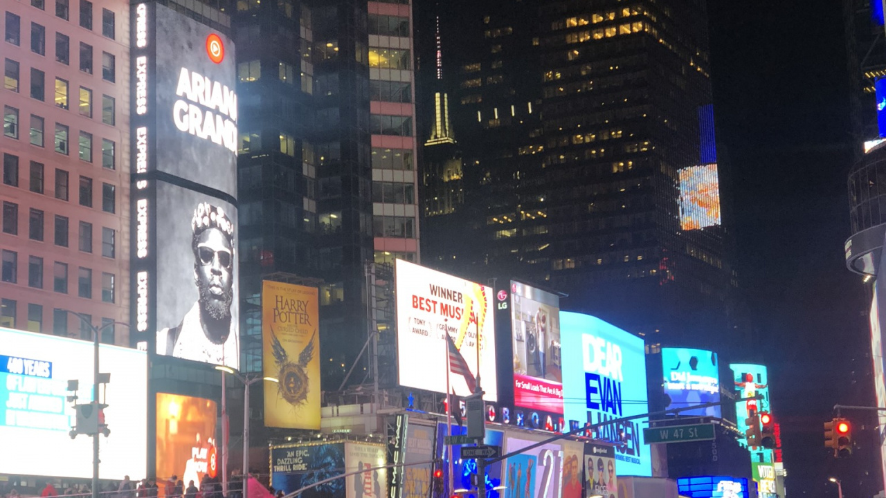 Обои Нью-Йорк, таймсквер, Король, ночь, метрополия в разрешении 1280x720