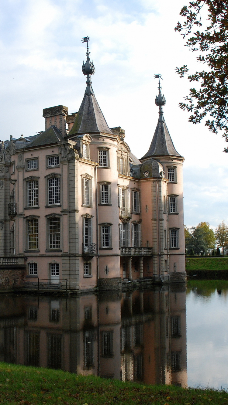 Обои замок, водный путь, здание, имущество, величественный дом в разрешении 750x1334