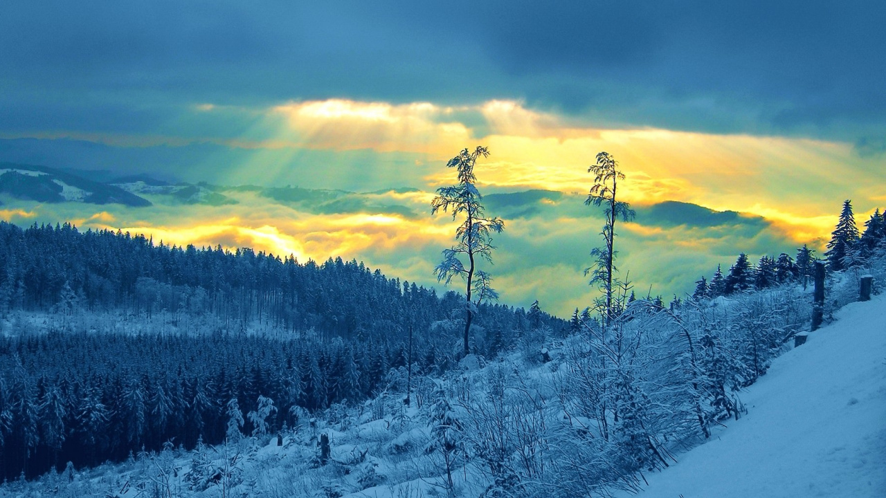 Обои зима, снег, облако, дикая местность, гора в разрешении 1280x720