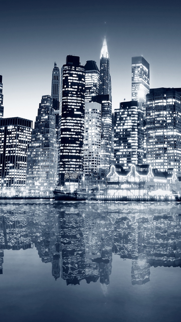 Обои отражение, город, городской пейзаж, вода, ориентир в разрешении 720x1280