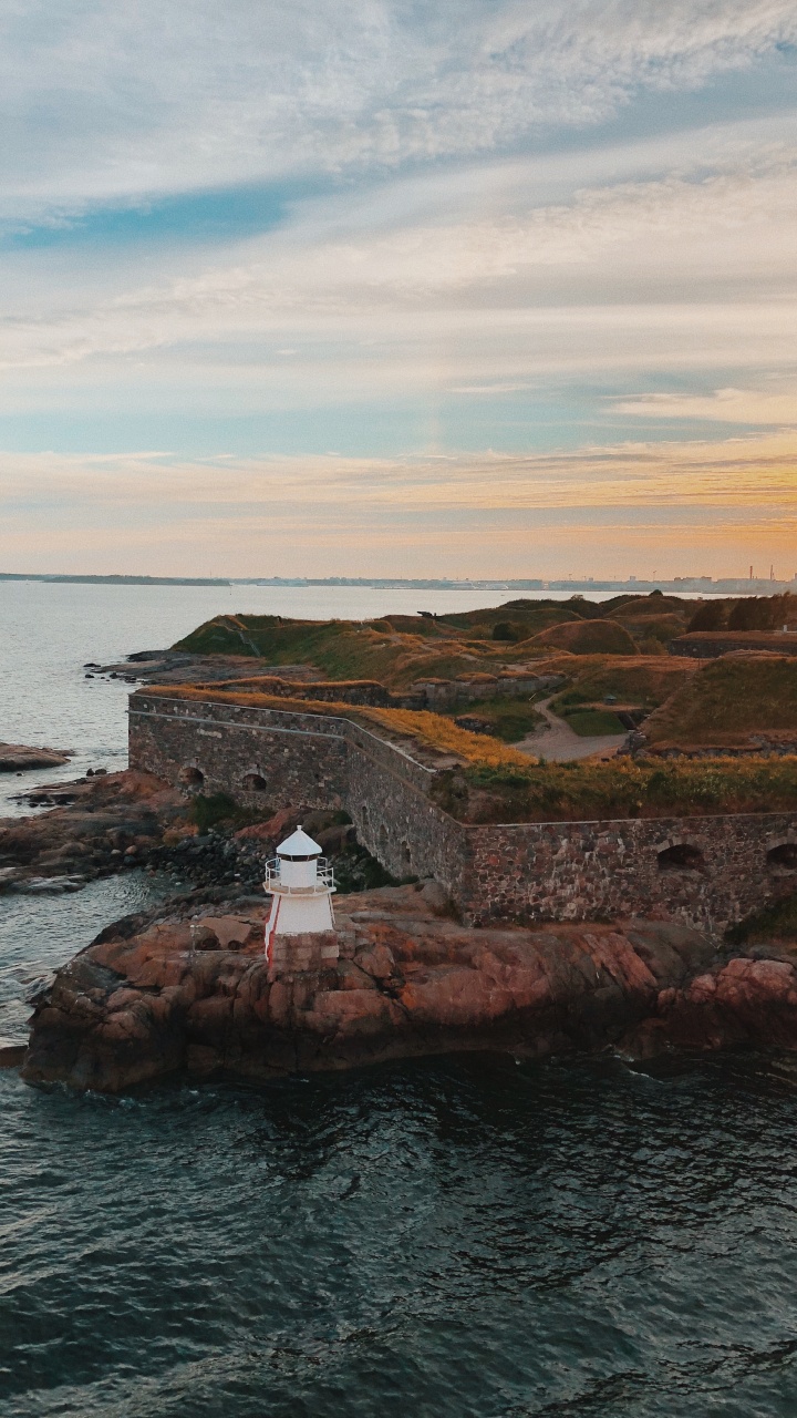 Обои Суоменлинна, вода, побережье, рок, мыс в разрешении 720x1280