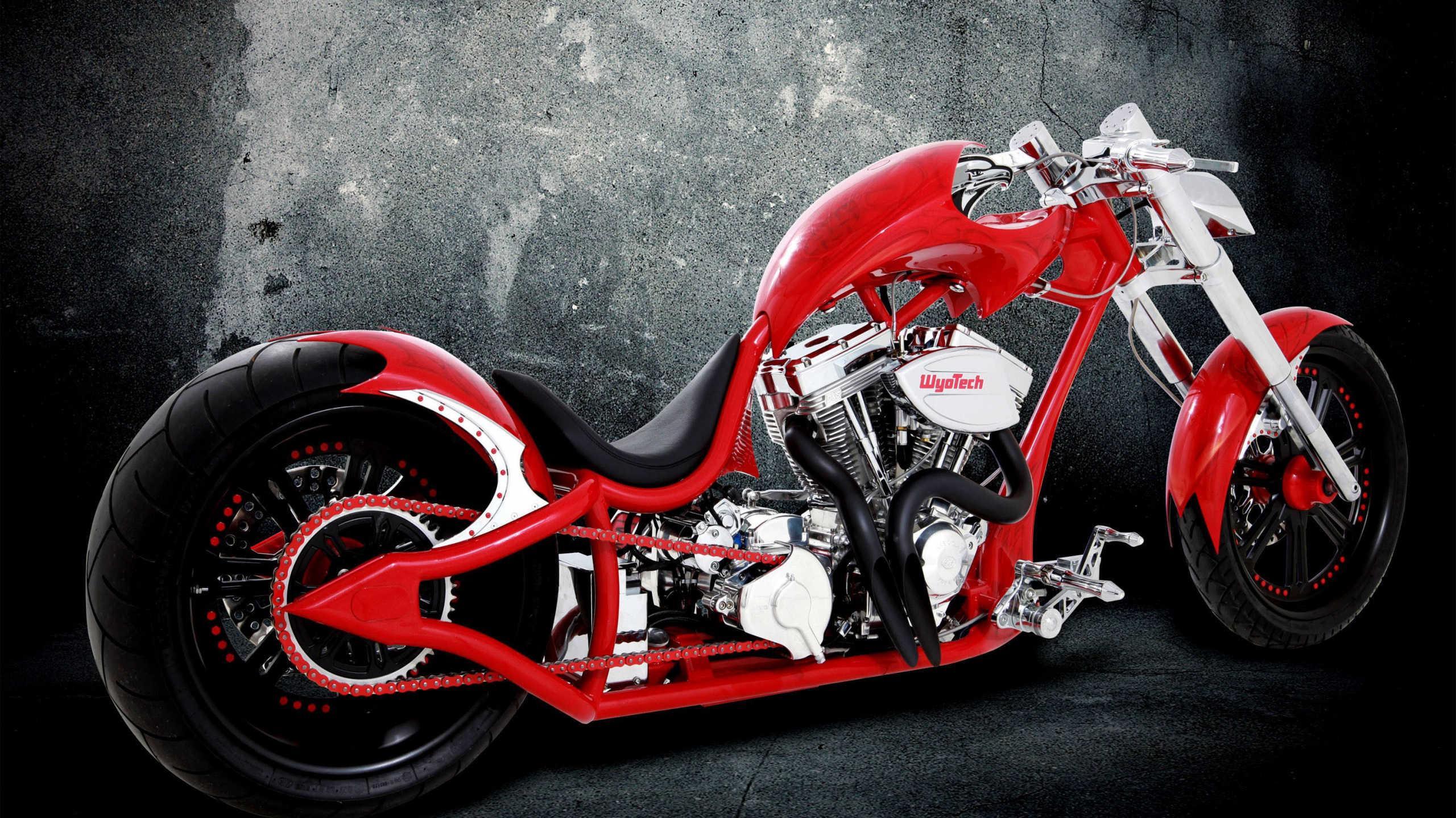 Обои Чоппер, мотоцикл, красный цвет, обод, авто в разрешении 2560x1440
