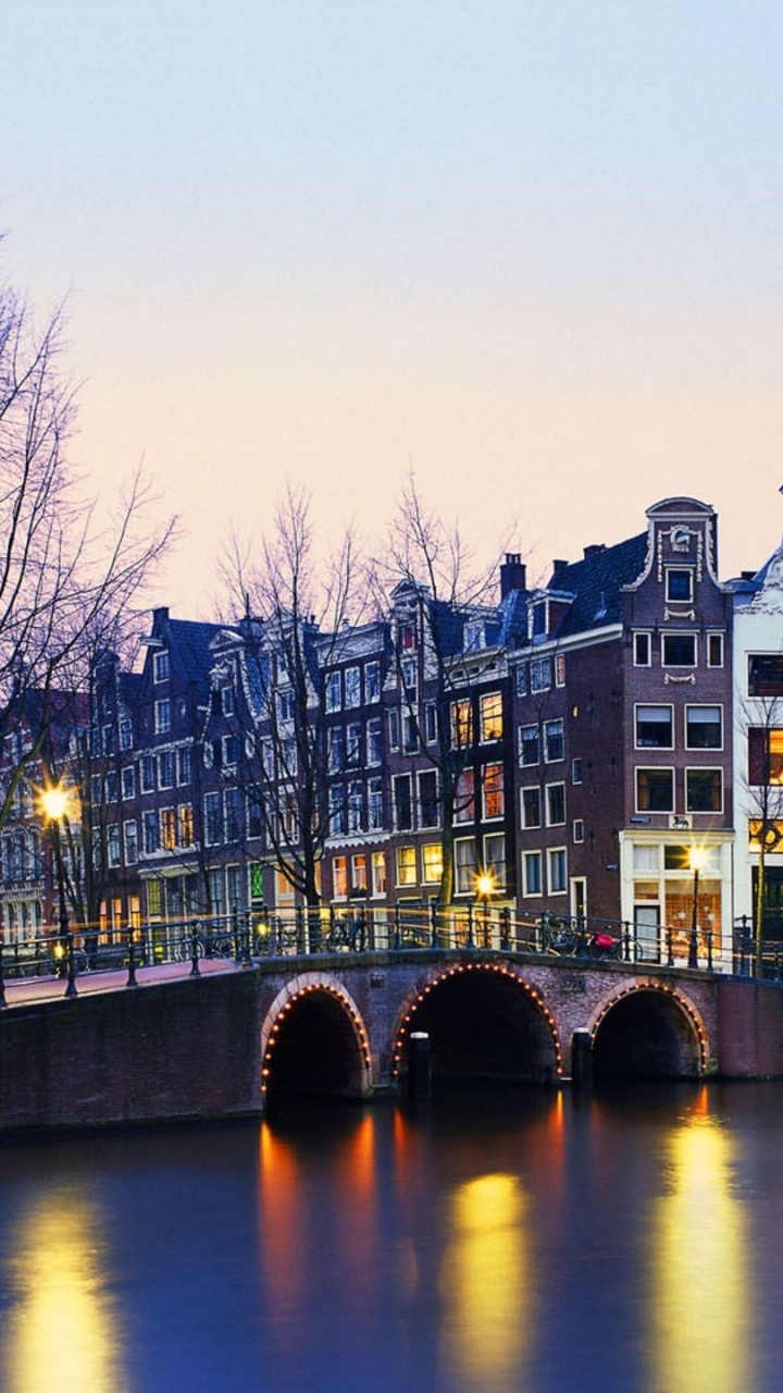 Обои Амстердам, водный путь, вода, канал, отражение в разрешении 720x1280