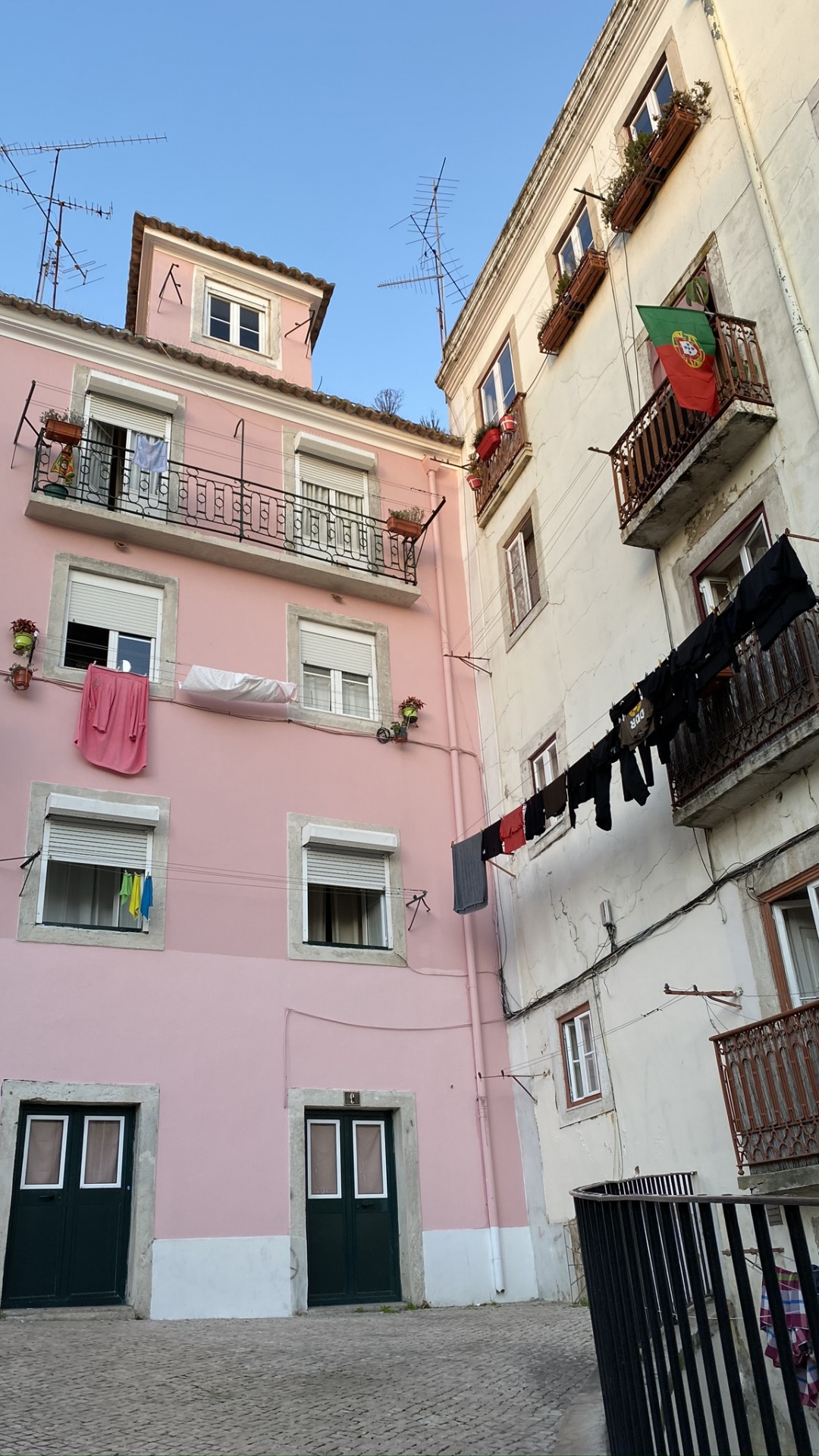 Обои Хаус, соседство, свойство, городок, фасад в разрешении 1080x1920