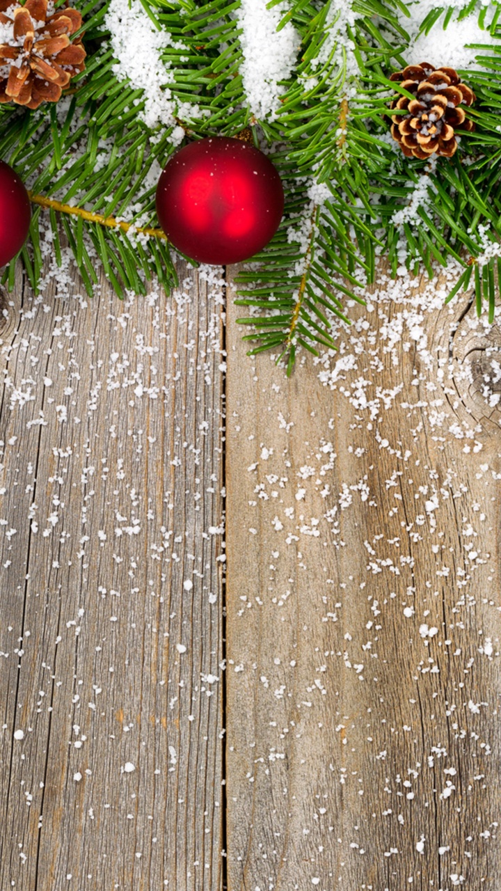 Обои Рождественский день, елка, рождественский орнамент, пихта, дерево в разрешении 720x1280