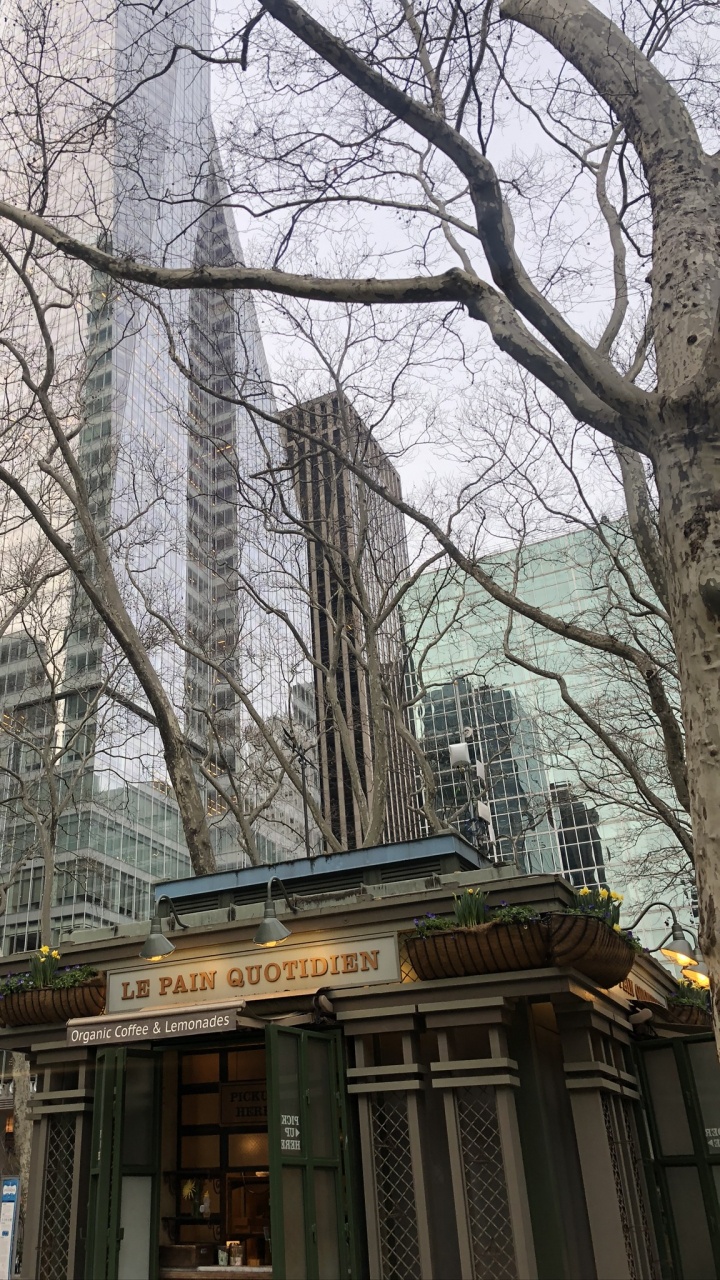 Обои Нью-Йорк, башня, здание, город, городской район в разрешении 720x1280