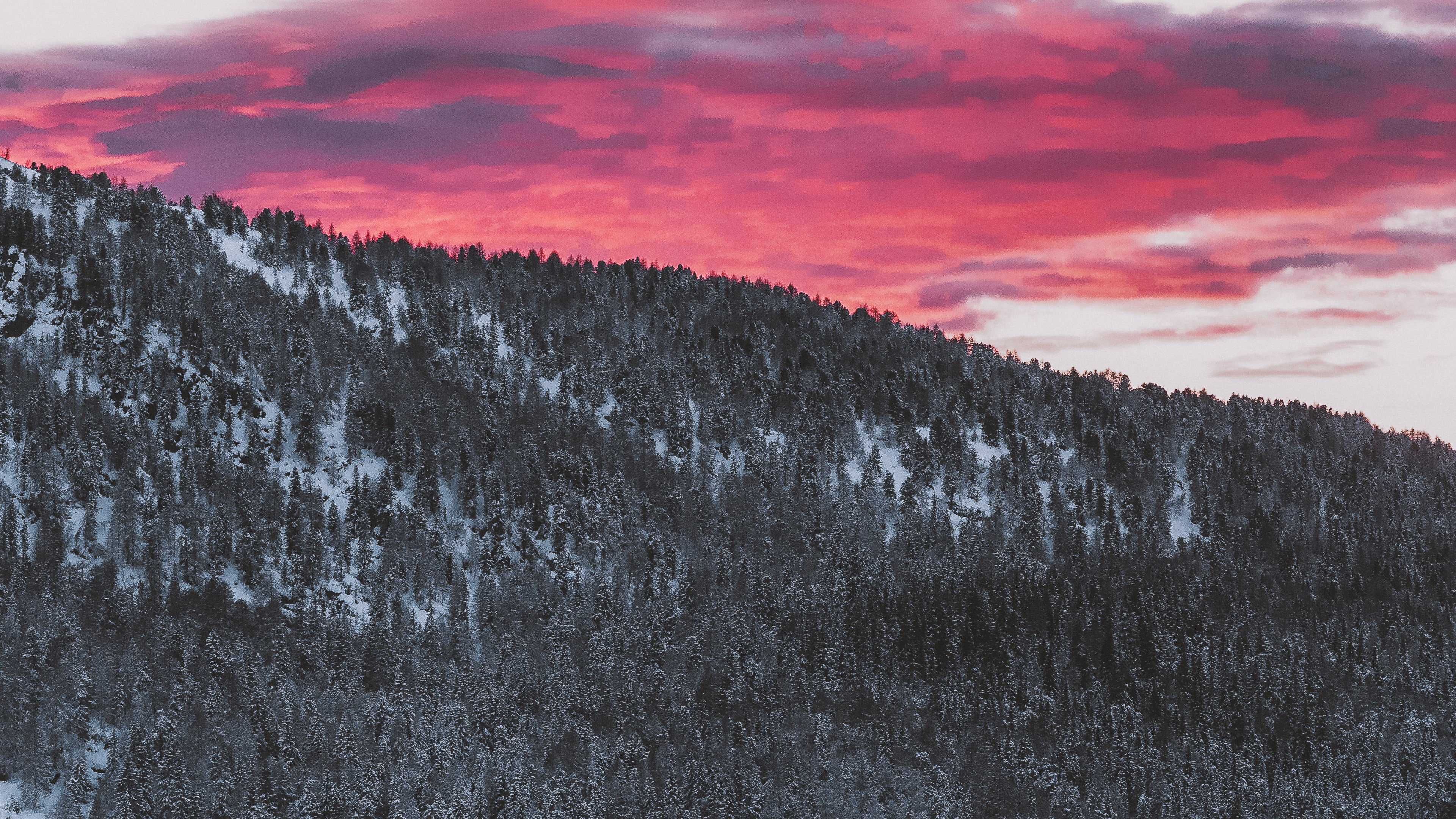 Обои снег, зима, гора, дерево, облако в разрешении 3840x2160