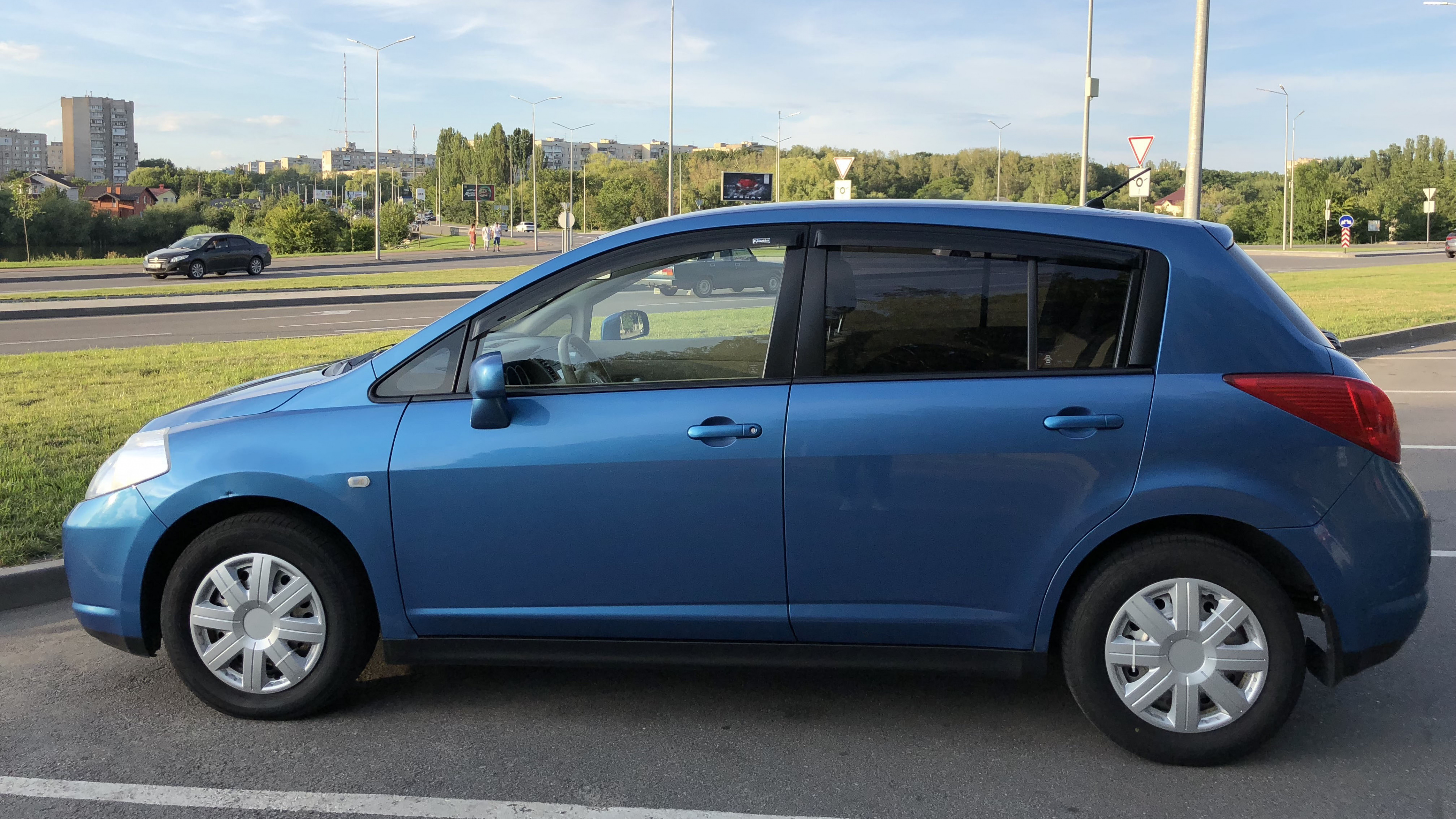 Обои семейный автомобиль, компактный автомобиль, авто, седан, Хэтчбек в разрешении 3840x2160