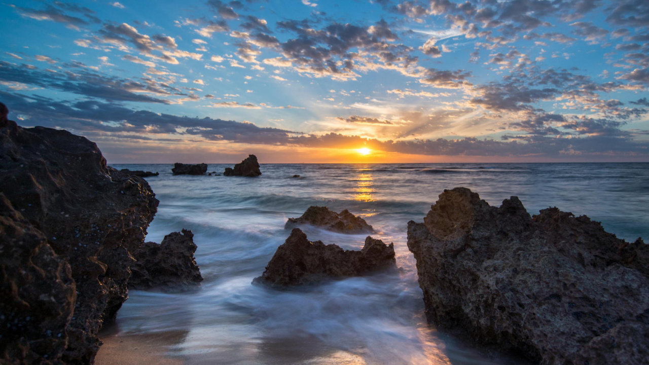 Обои берег, море, закат, рок, океан в разрешении 1280x720