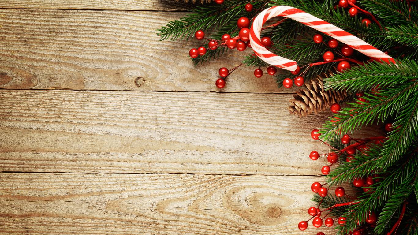 Обои Рождественский день, Рождественские украшения, древесина, Рождественские огни, елка в разрешении 1366x768