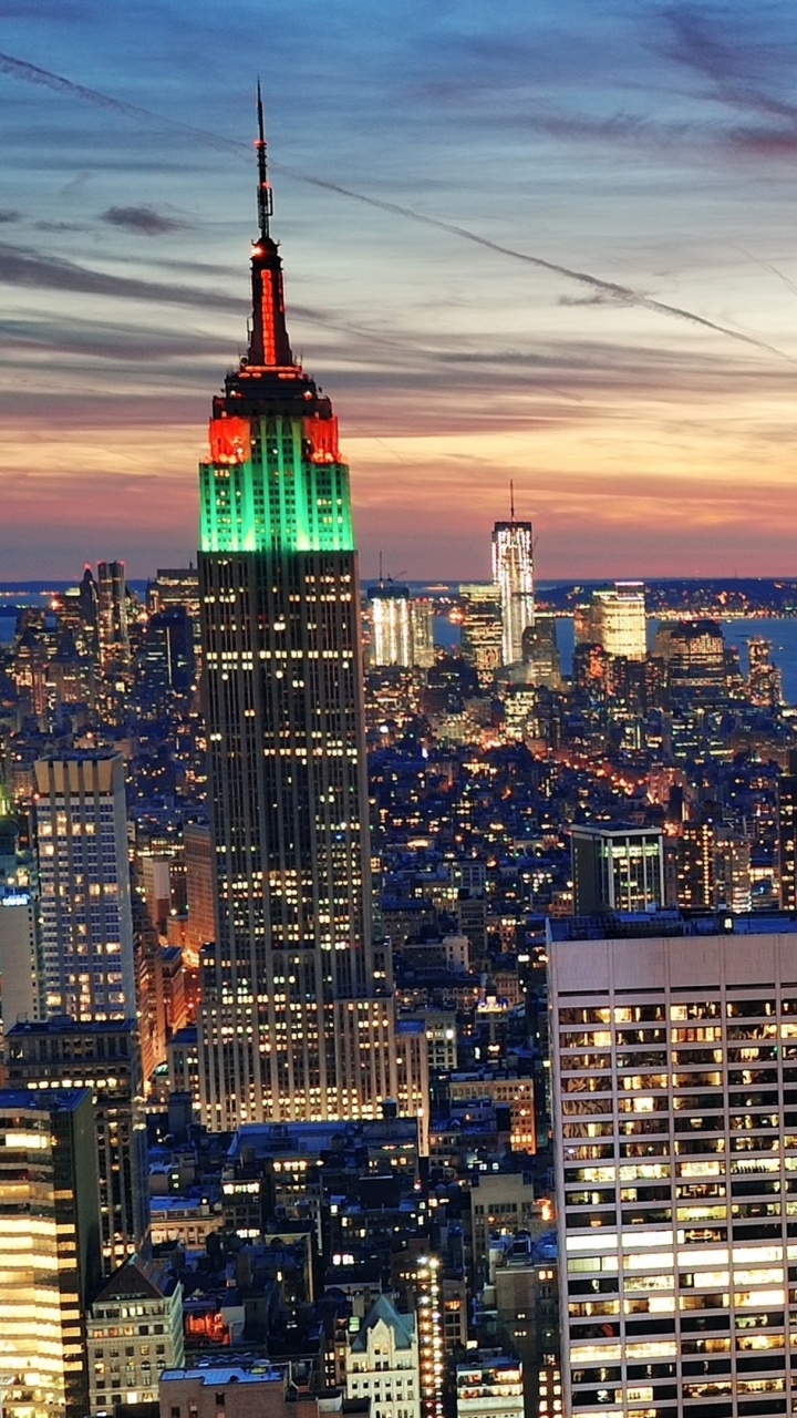 Обои городской пейзаж, город, городской район, метрополия, линия горизонта в разрешении 720x1280