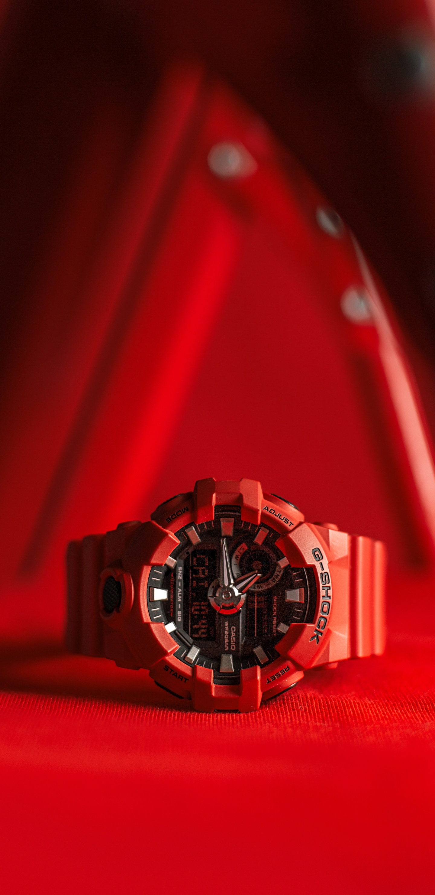 Обои часы, красный цвет, Представление, производительность в разрешении 1440x2960