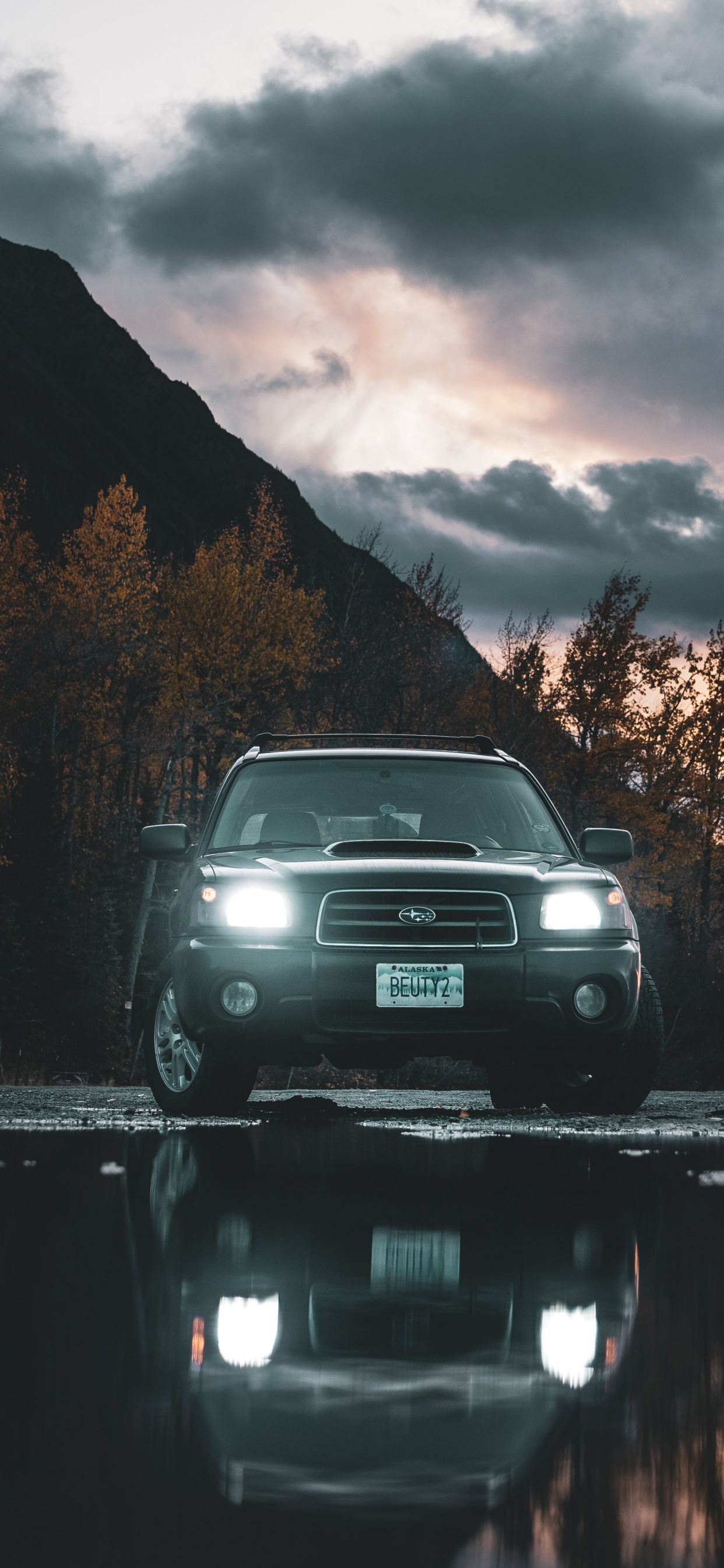 Обои отражение, облако, дорога, небо, Порше 911 в разрешении 1242x2688