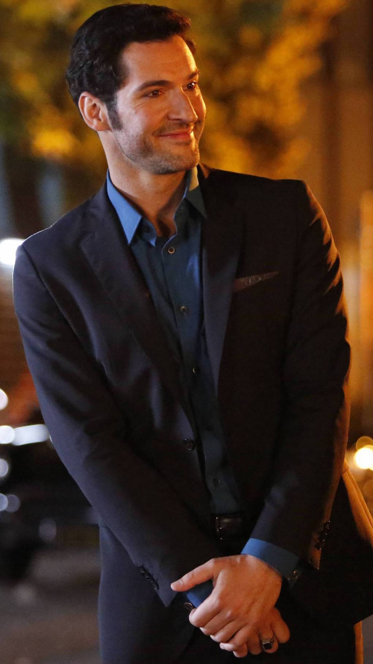 Обои Лесли-Энн Брандт, Том Эллис, Mazikeen, событие, официальная одежда в разрешении 750x1334