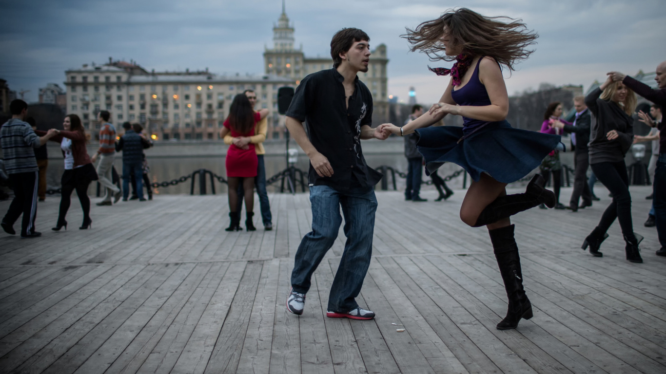 Обои Москва, танец, театральное искусство, событие, забава в разрешении 1366x768